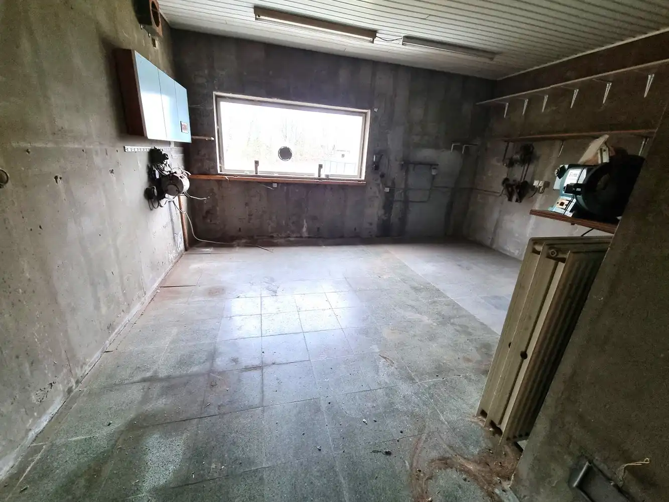 Vrijstaande woning, rustig gelegen op een perceel met groen verzicht van 925m² foto 14