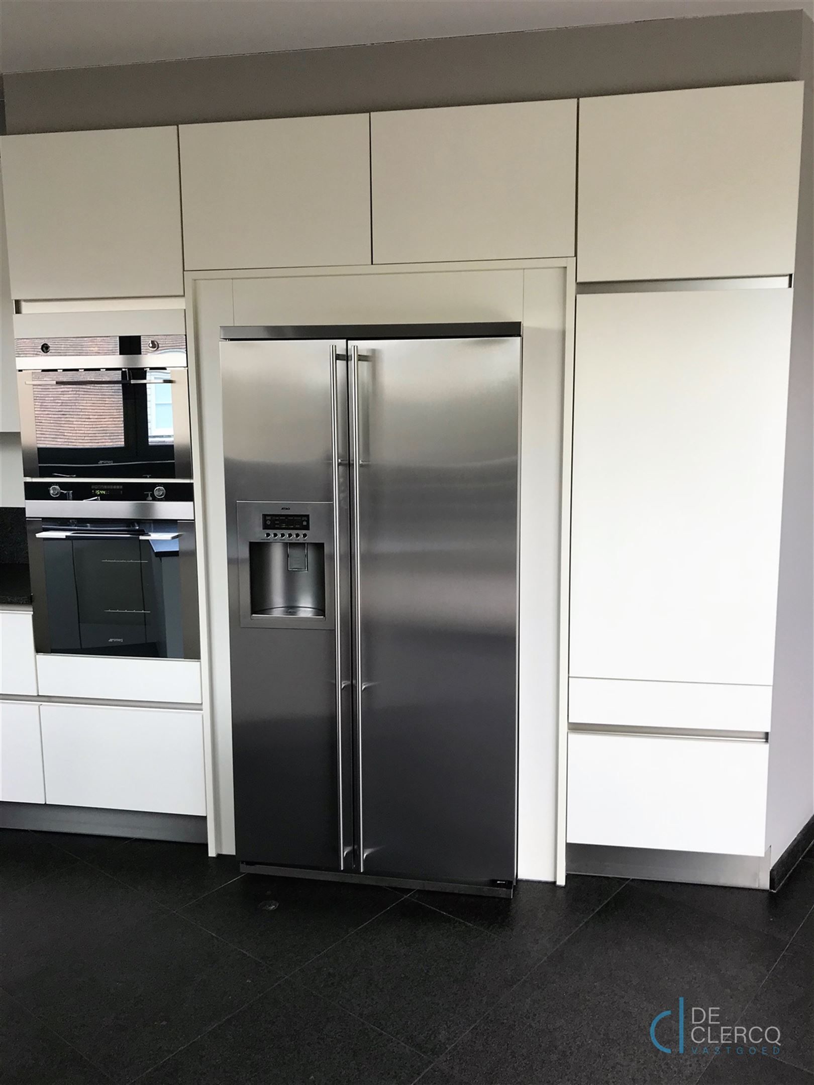 Mooi recent, luxueus en ruim appartement nabij Lochristi Dorp! foto 8