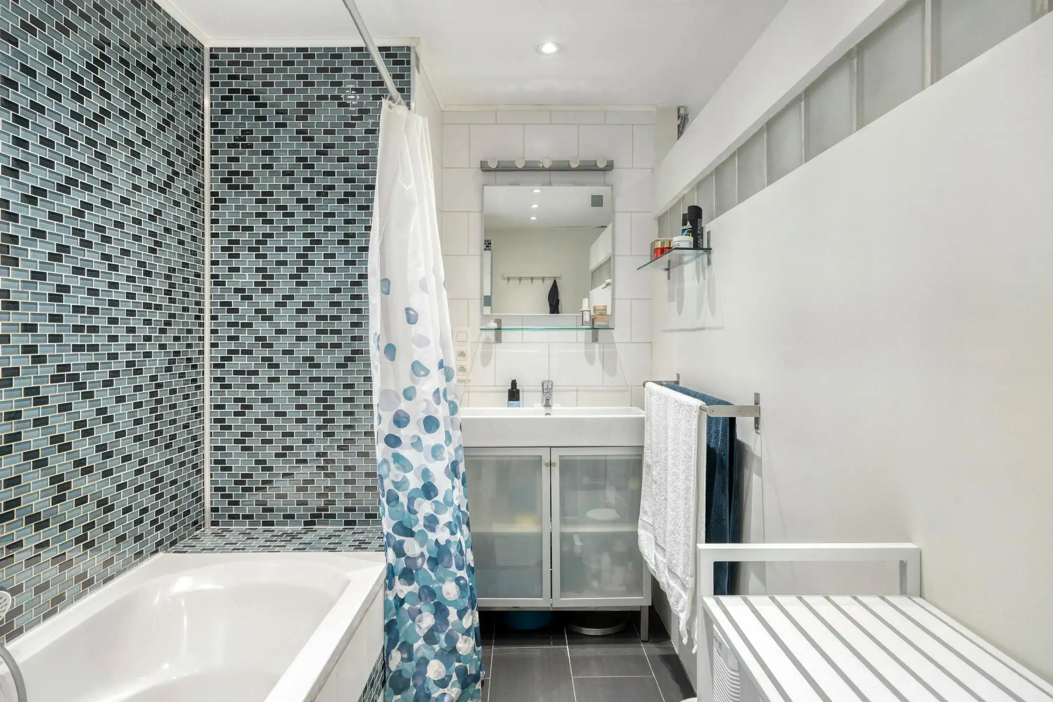 Huis (EPC = B) met 2 slaapkamers en tuin te Deurne!  foto 11