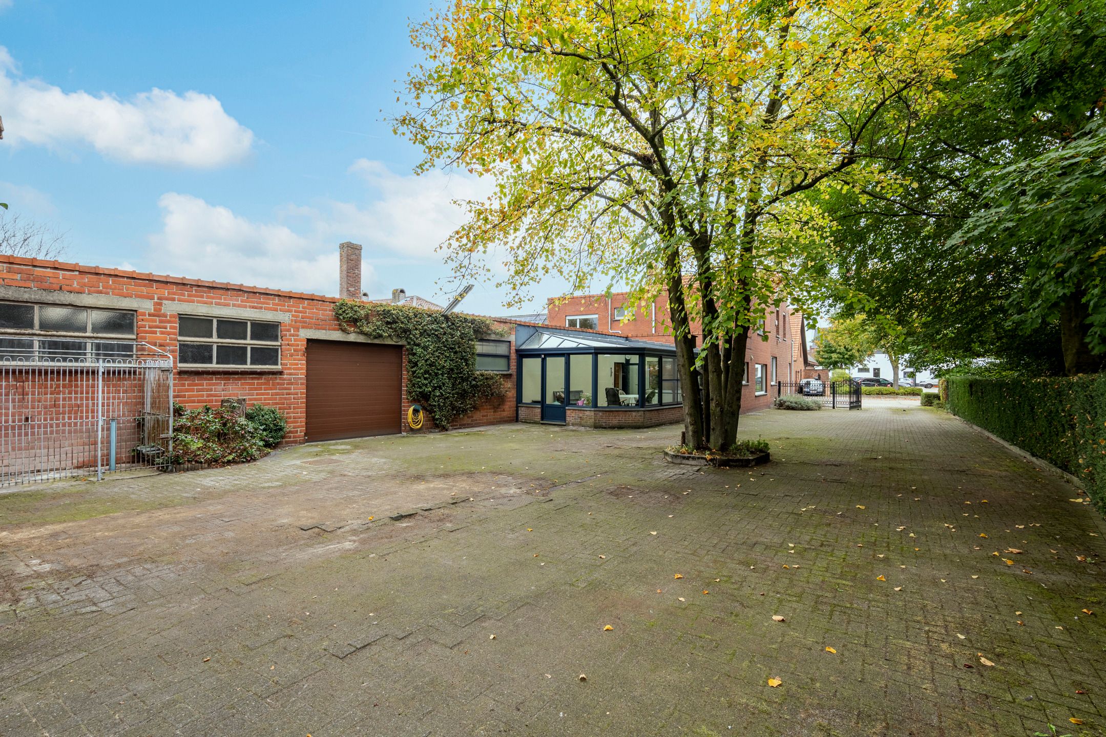 Ruime woning met grote opslagplaats in Beerse foto 2