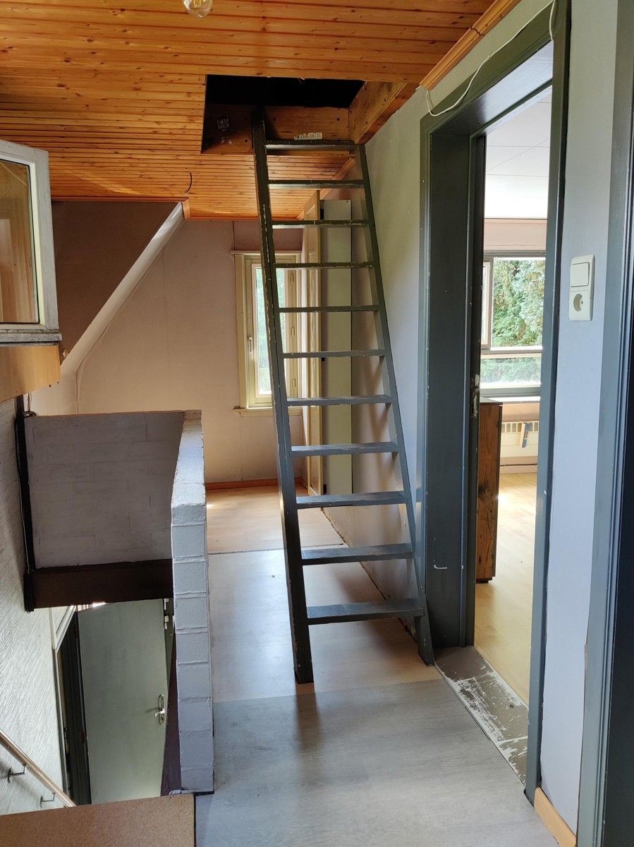 Charmante woning met magazijn  foto 10