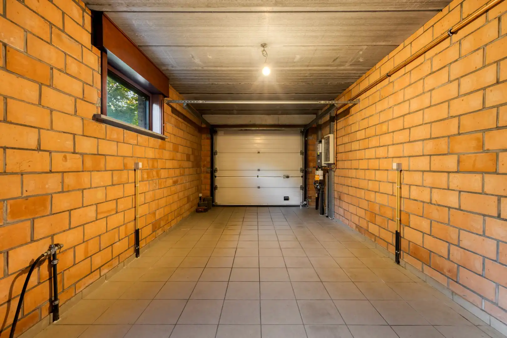 Vrijstaande woning met licht, ruimte en veel potentieel foto 17