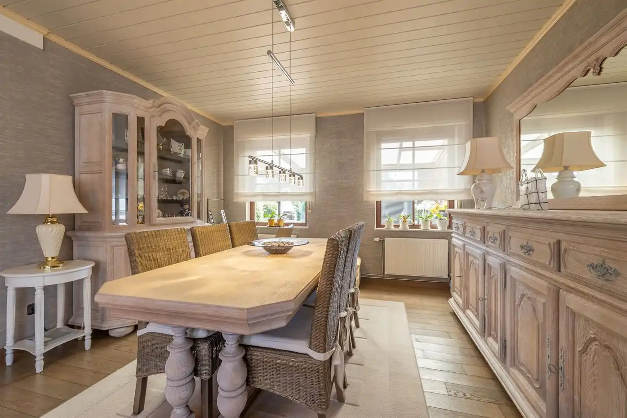 Verzorgde landelijke woning met 3slk op boogscheut E314 foto 8