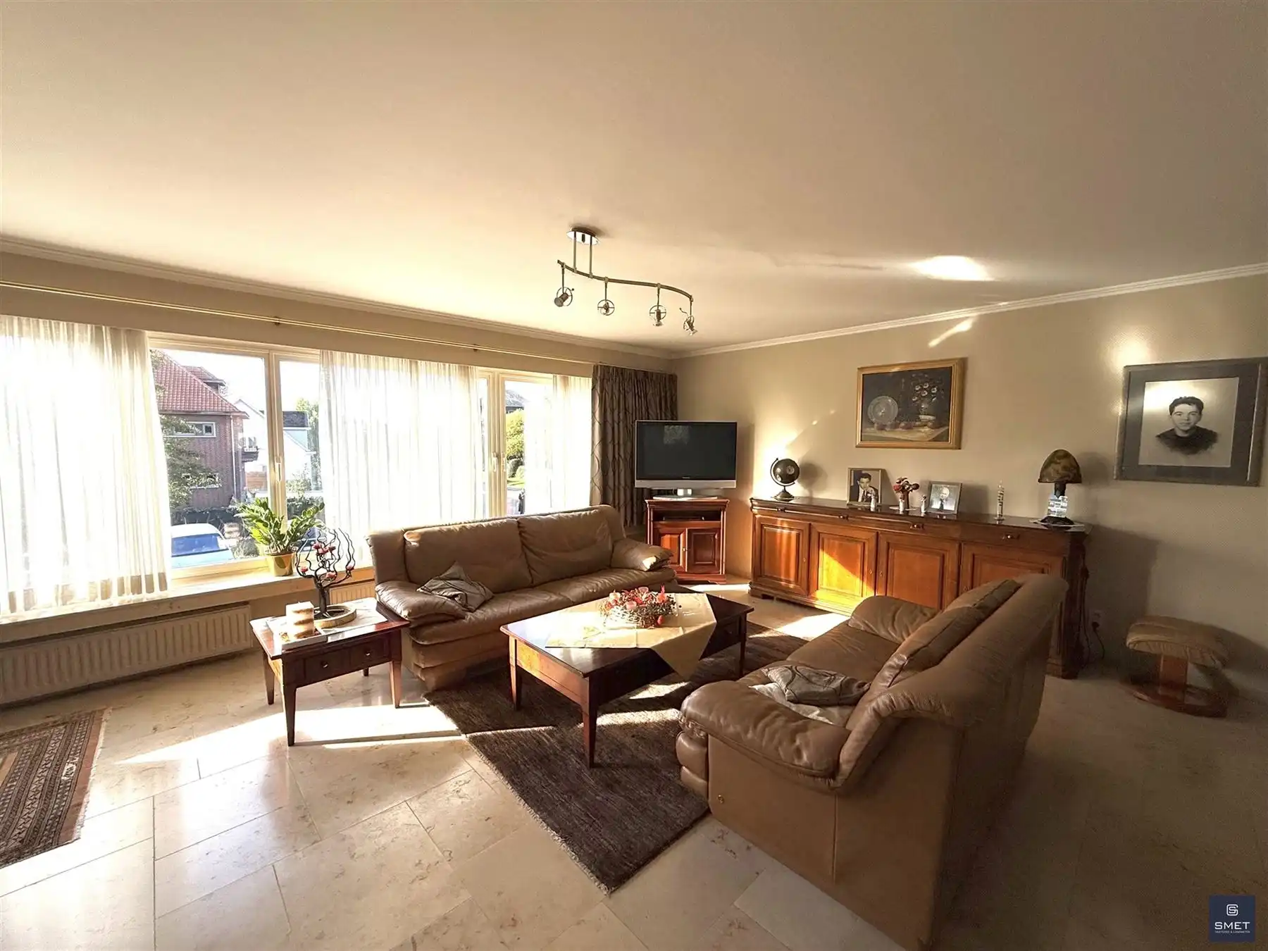 WOONST MET HANDELSRUIMTE OF KANTOOR -  TOPLOCATIE  foto 6