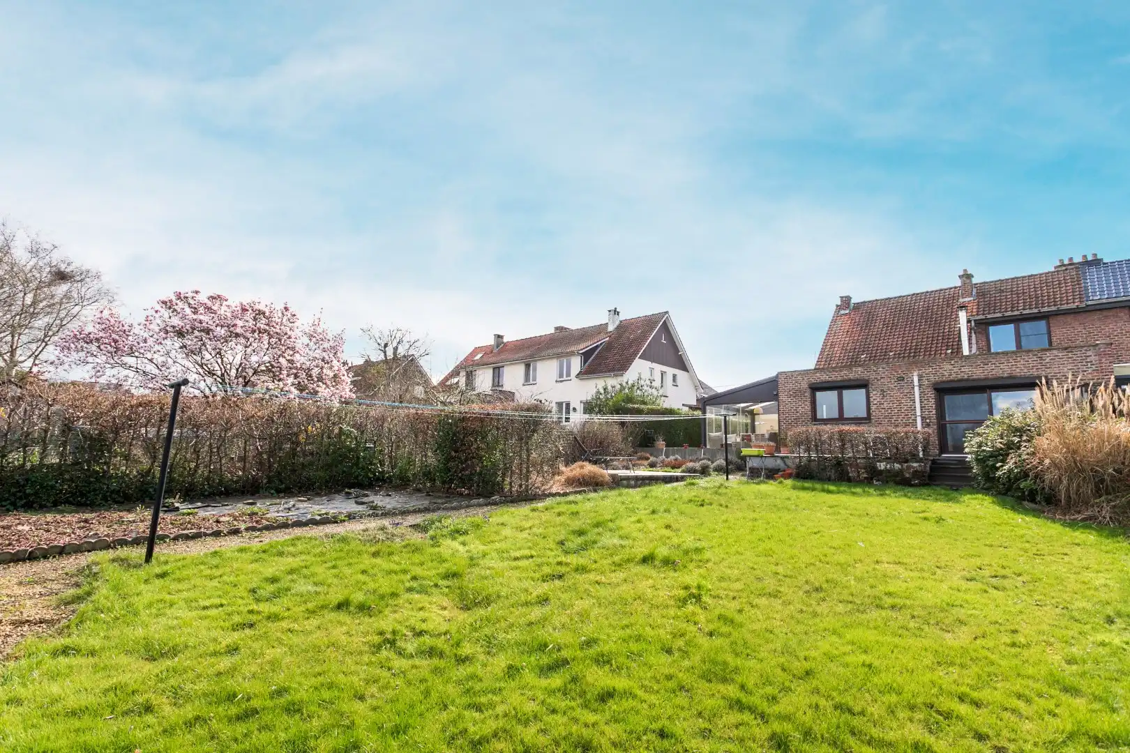 Instapklare gezinswoning met 3 slaapkamers, EPC C en ruime tuin in Buizingen foto 15