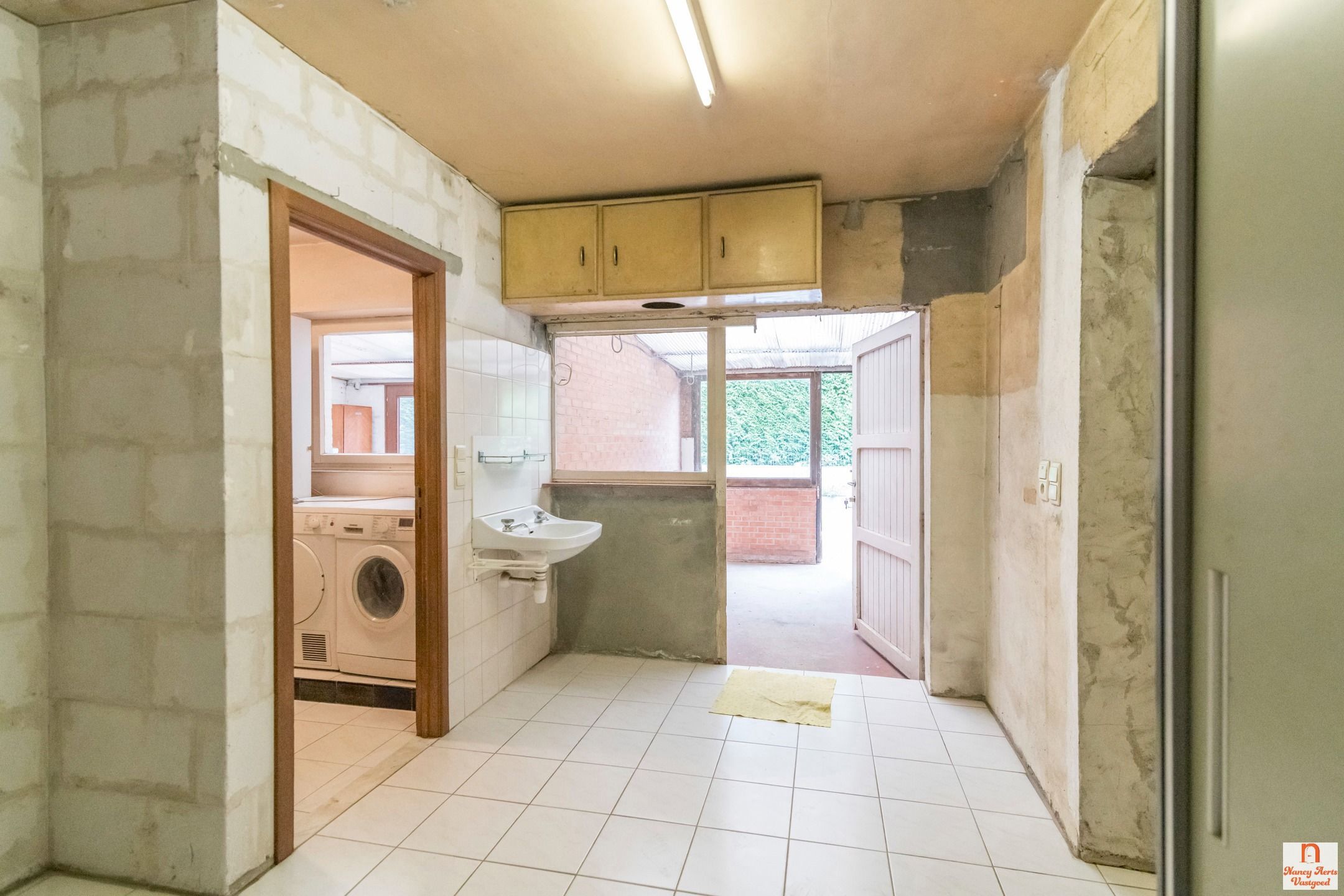 Ruime woning met 4 slaapkamers en uitbreidingsmogelijkheden foto 46