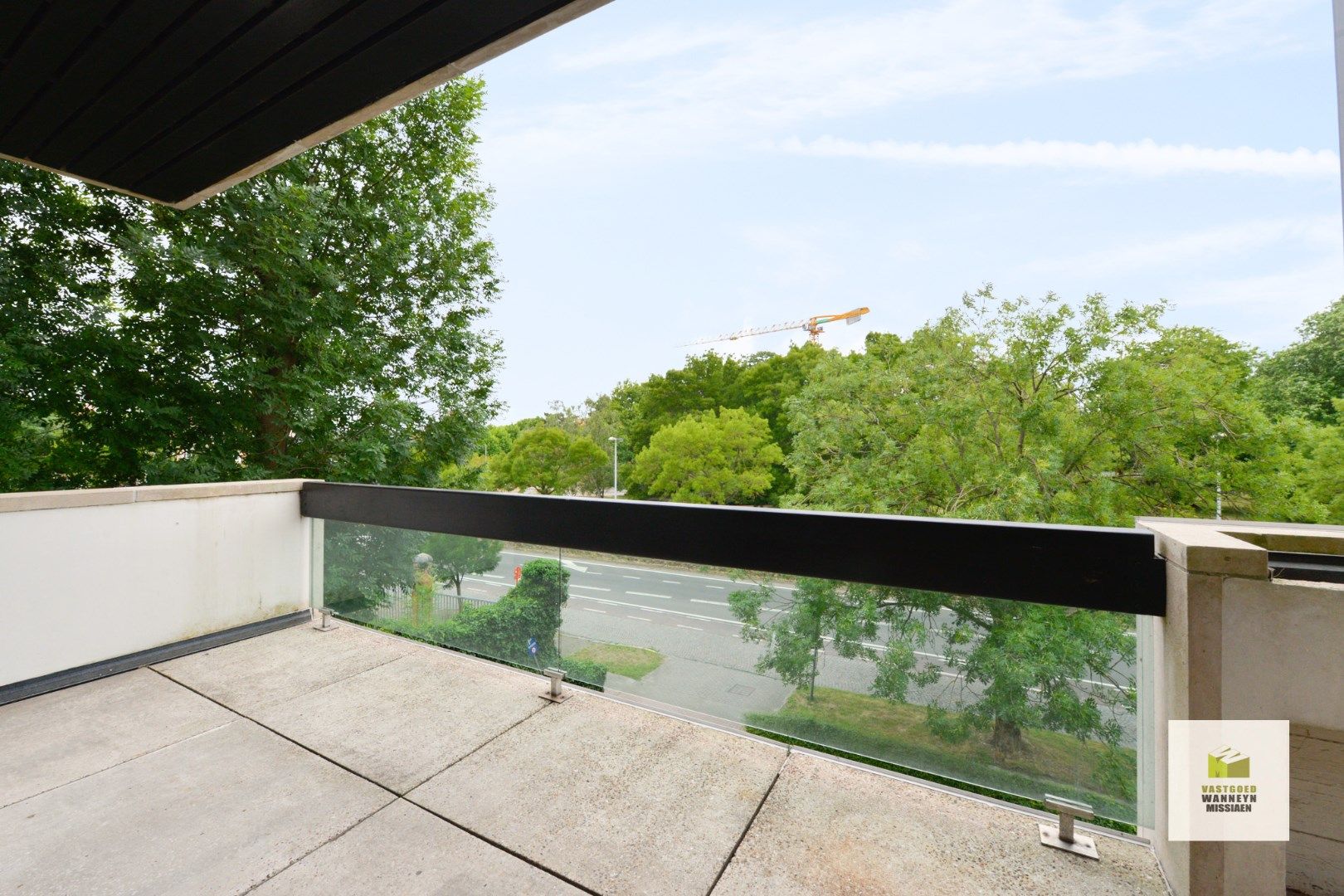 Gerenoveerd 3slpk appartement met 3 terrassen en ondergrondse staanplaats te centrum Brugge foto 13