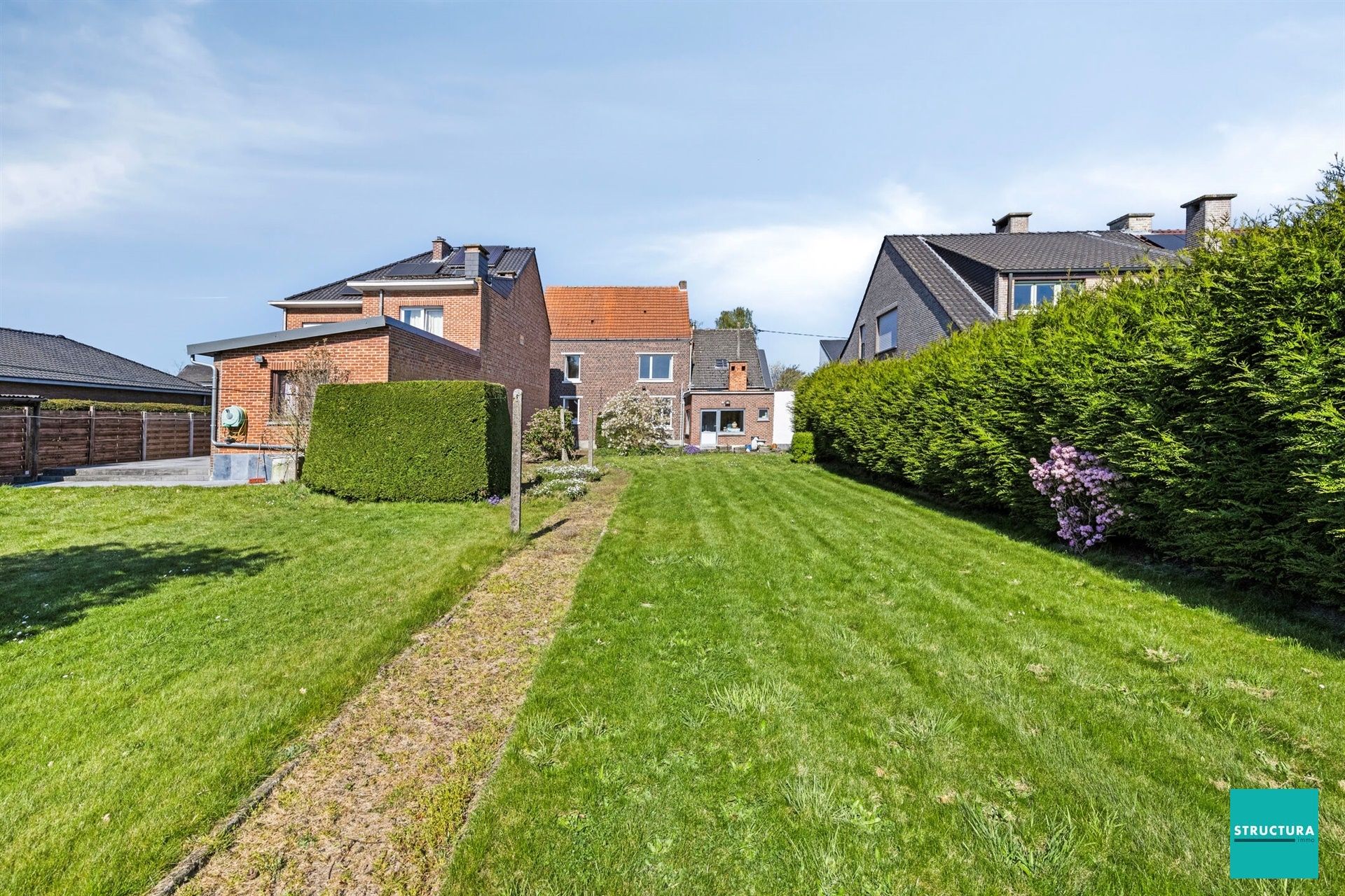 Woning met 5 kamers op terrein van 14a76ca foto 11