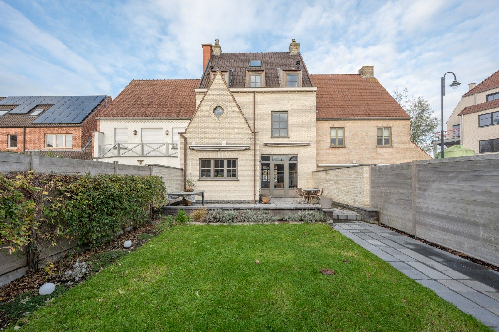 Prachtige en zéér ruime woning met kwaliteitsvolle afwerking foto 29