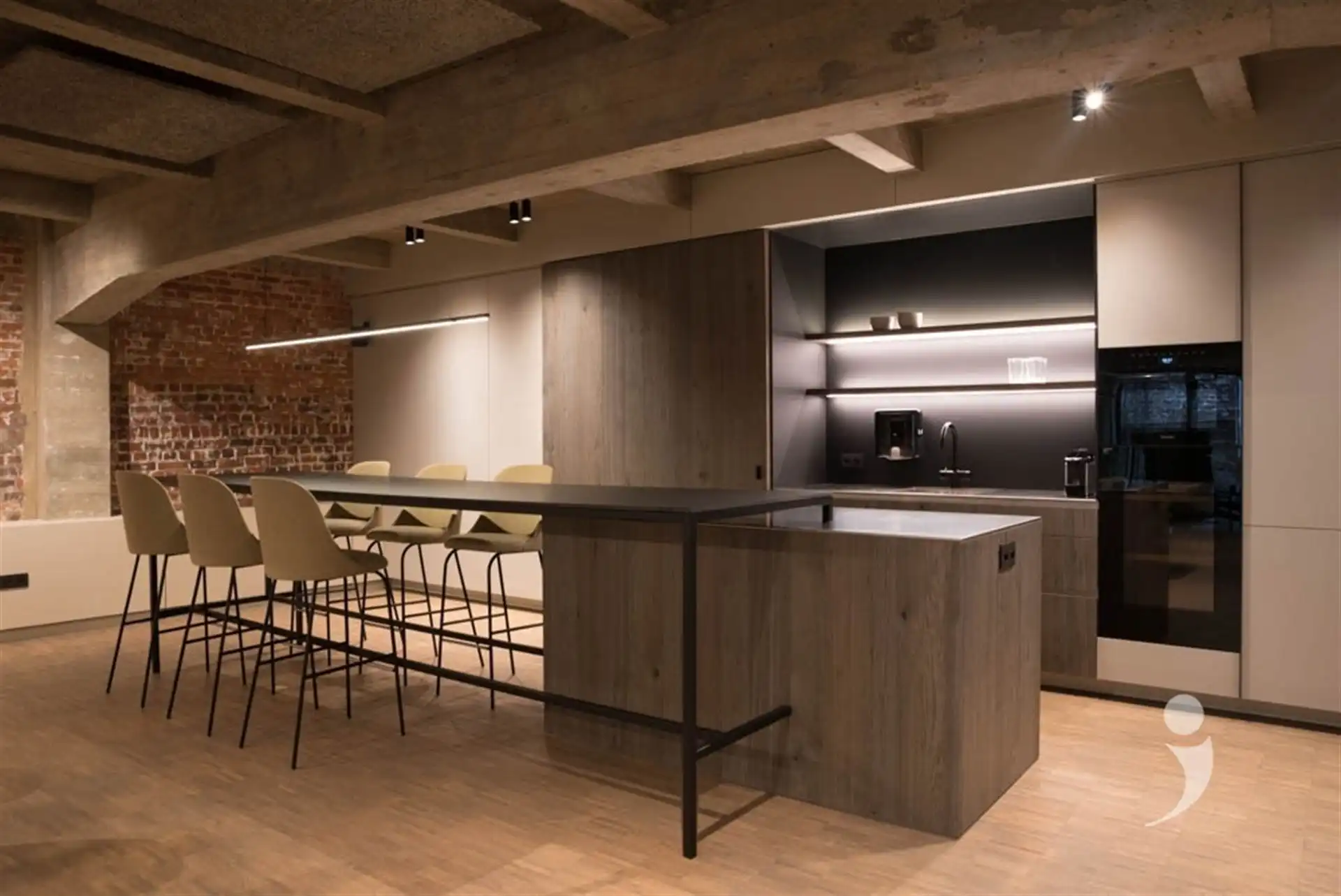 Uniek high end kantoorgebouw in historisch stadscentrum  foto 3