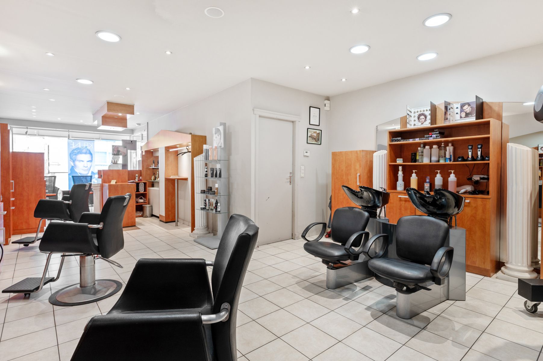 Karaktervolle ruime woning op top locatie foto 17