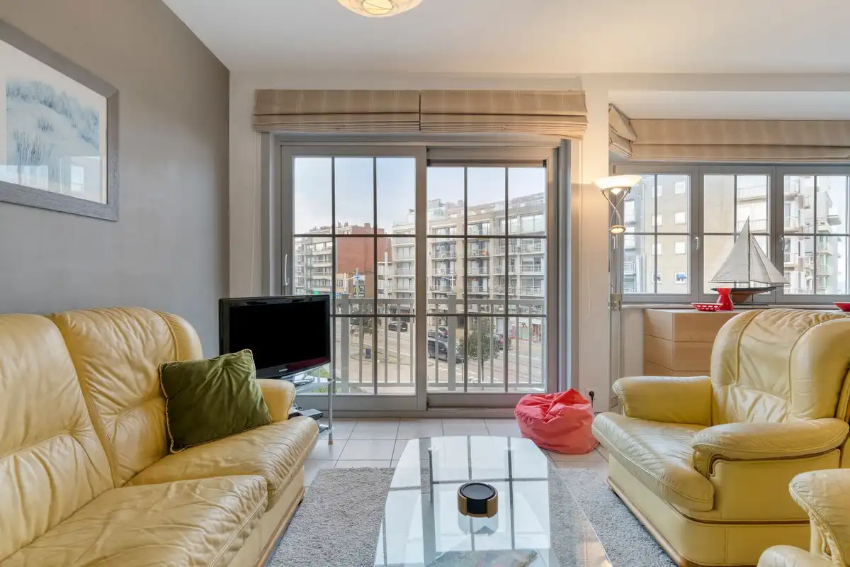 Charmant appartement met 2 slaapkamers en zijdelings zeezicht foto 8