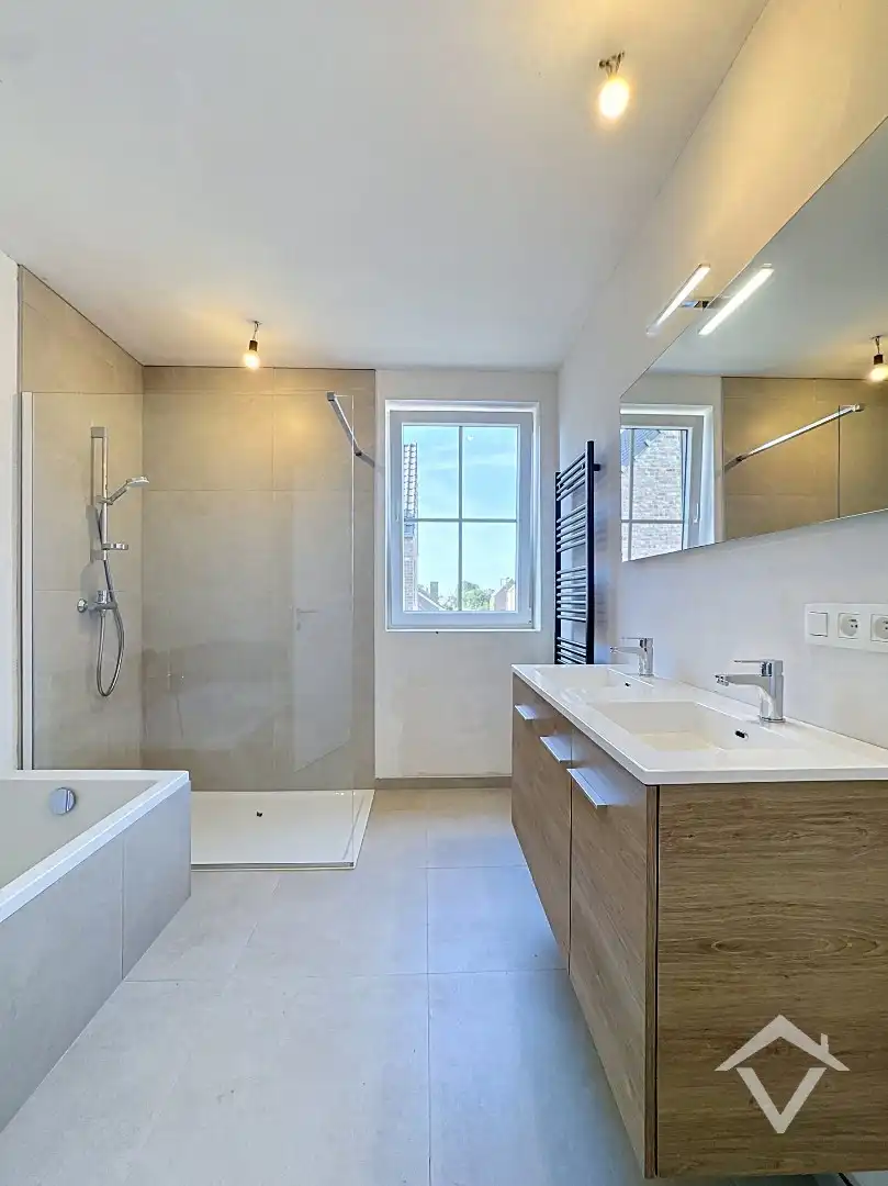 Alleenstaande nieuwbouwwoning met 3 slaapkamers en carport te Koekelare  foto 13