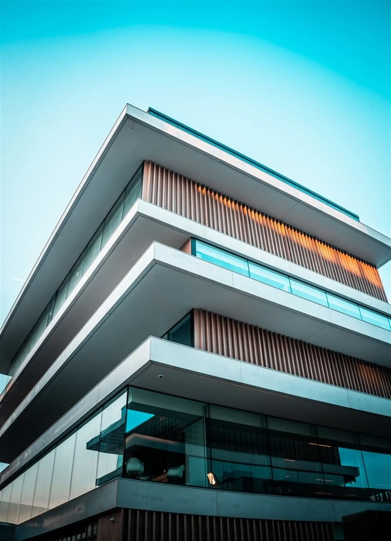 Kantoorruimtes van 12 tot 35m² te huur foto {{pictureIndex}}