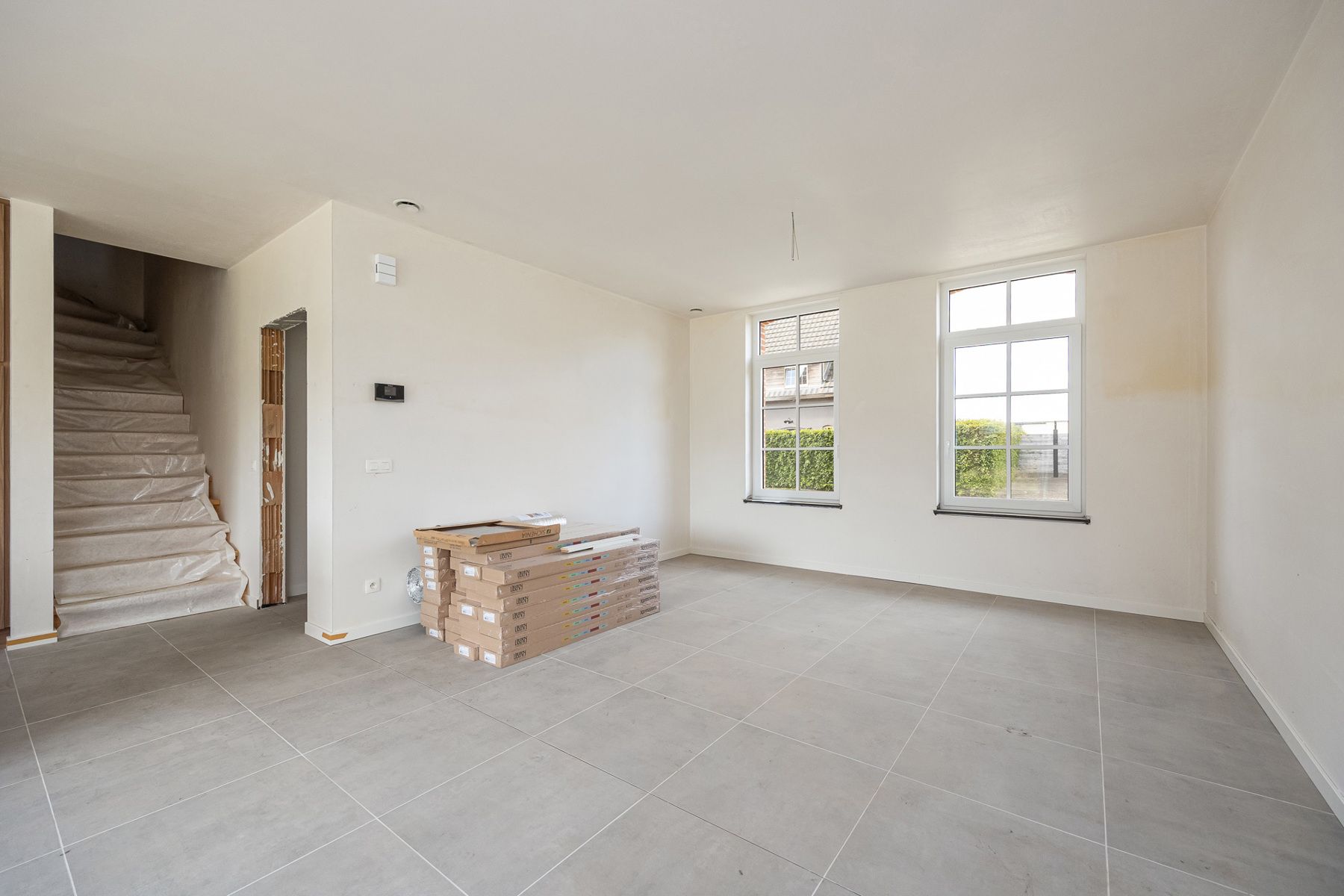 Ruime gezinswoning (ca 245 m²) met 4 slaapkamers op perceel van ca. 303 m². foto 7
