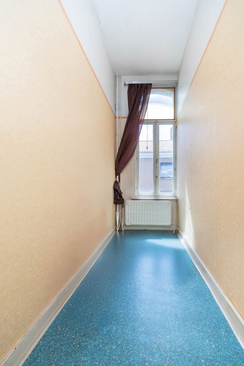 Huis met 4 slaapkamers van ± 170 m² te renoveren met tuin foto 8