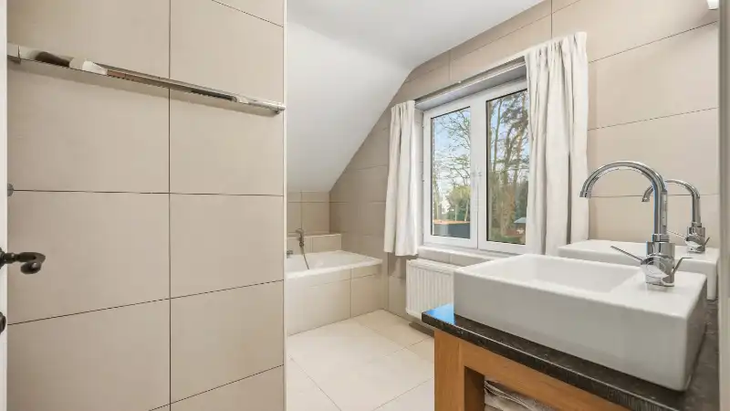 Zeer ruime villa van 432m² op 21 are vlakbij golf-en meerdomein foto 39