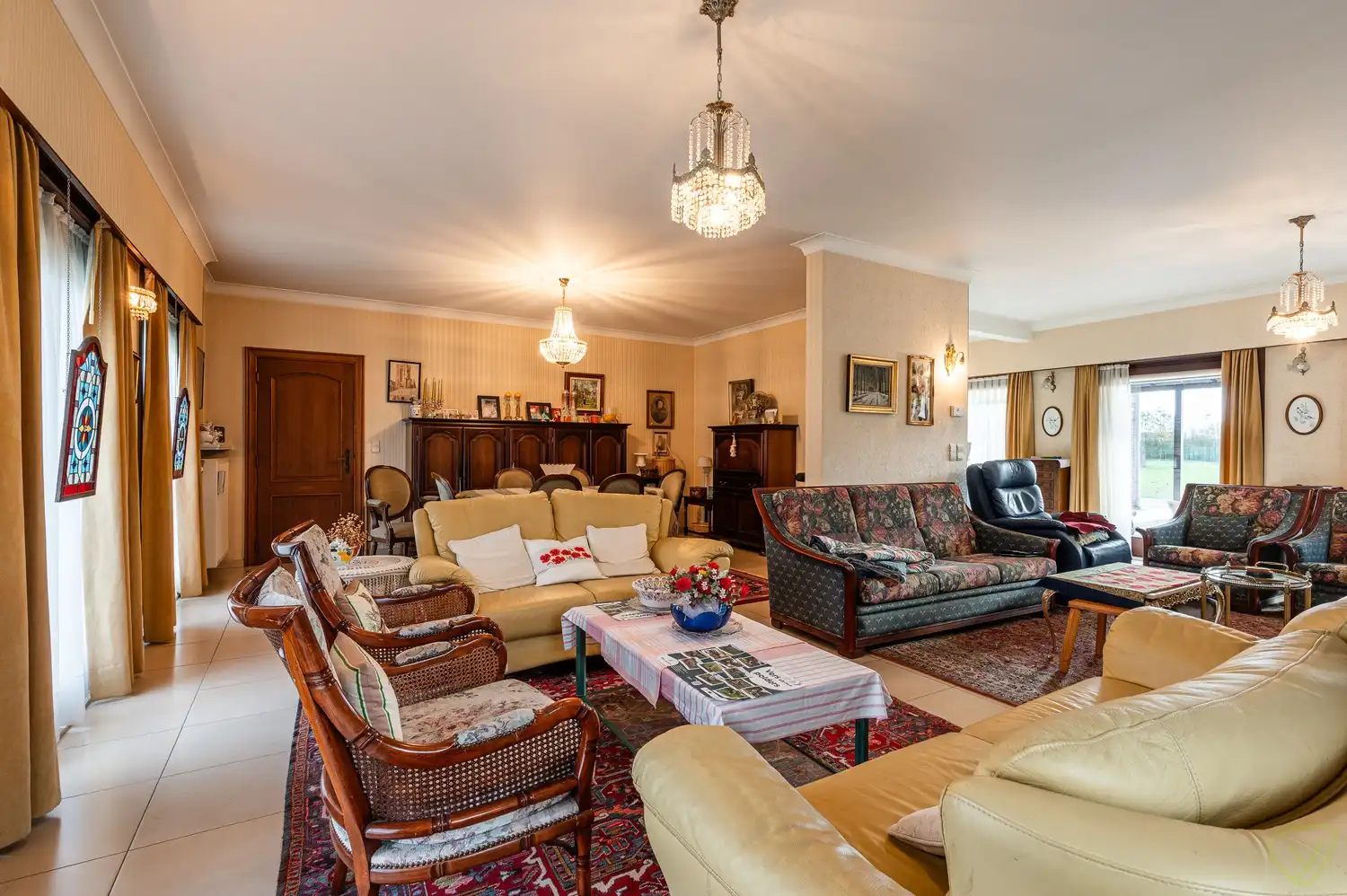 Charmante villa met royale tuin op een uitzonderlijk perceel in Sint-Laureins foto 7