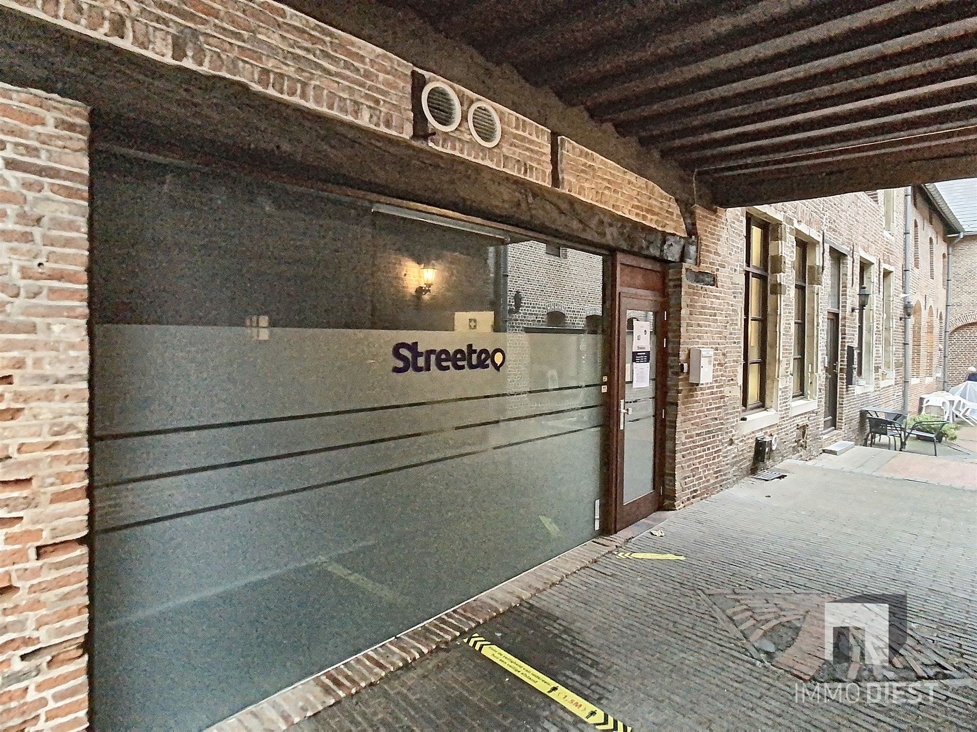 Handel of bureel in centrum Diest?  foto 7