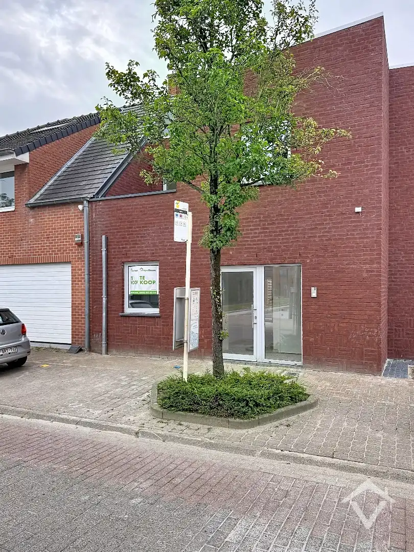 Nieuwbouwwoning met 3 slaapkamers en garage te Ichtegem foto 2