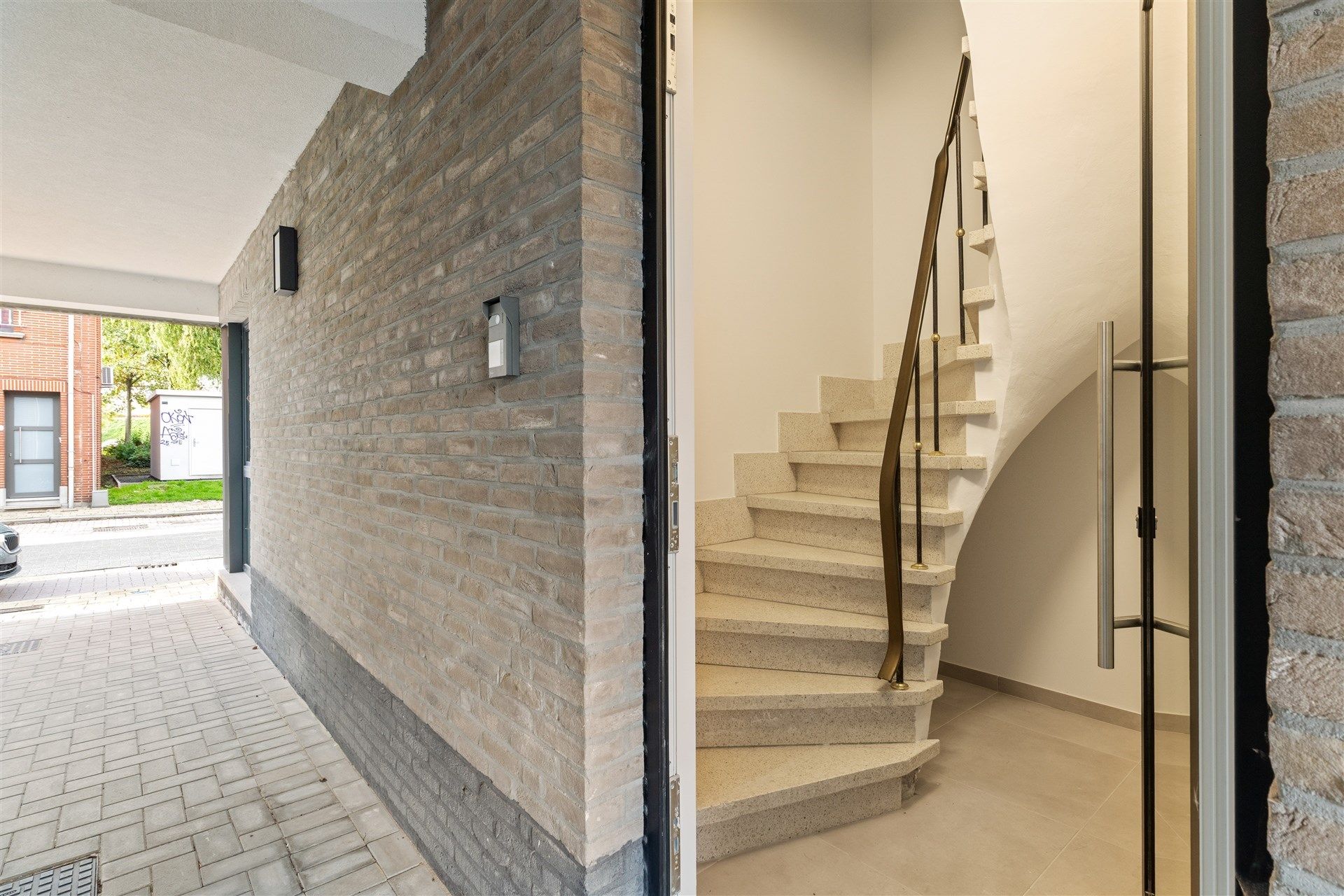 Top gelegen appartementsgebouw foto 7