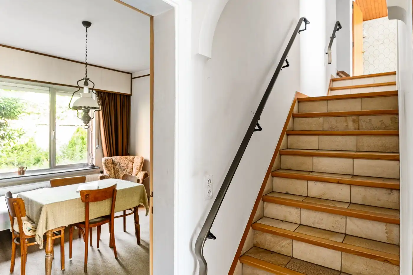 Te renoveren woning met 3 à 4 slpk., garage en tuintje foto 11