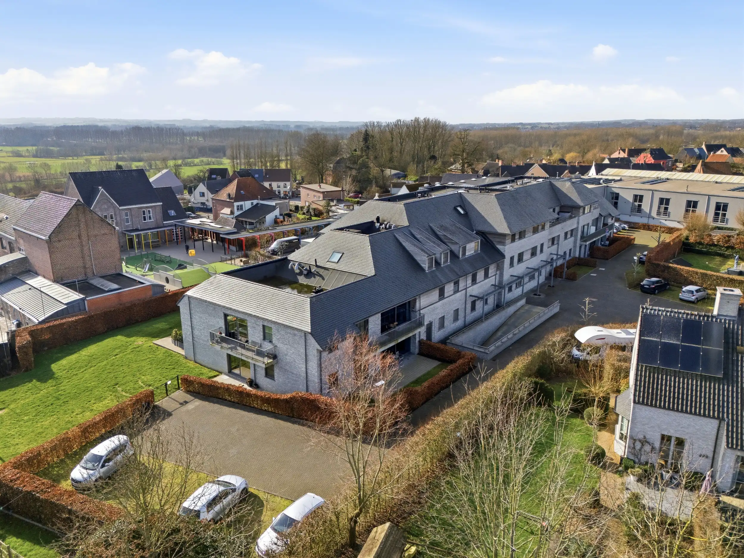 Lichtrijk appartement op centrale ligging te Dikkelvenne foto 16