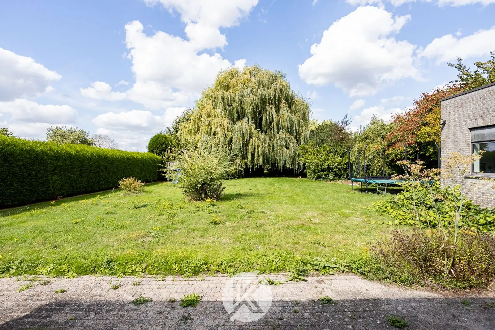 Villa op 31a in een groene omgeving foto 32