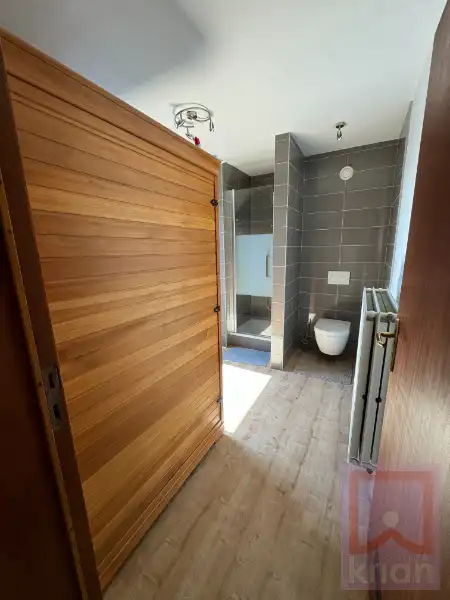 Ruime veelzijdige woning, inpandige garage en 4 slaapkamers op zuidgericht perceel! foto 15