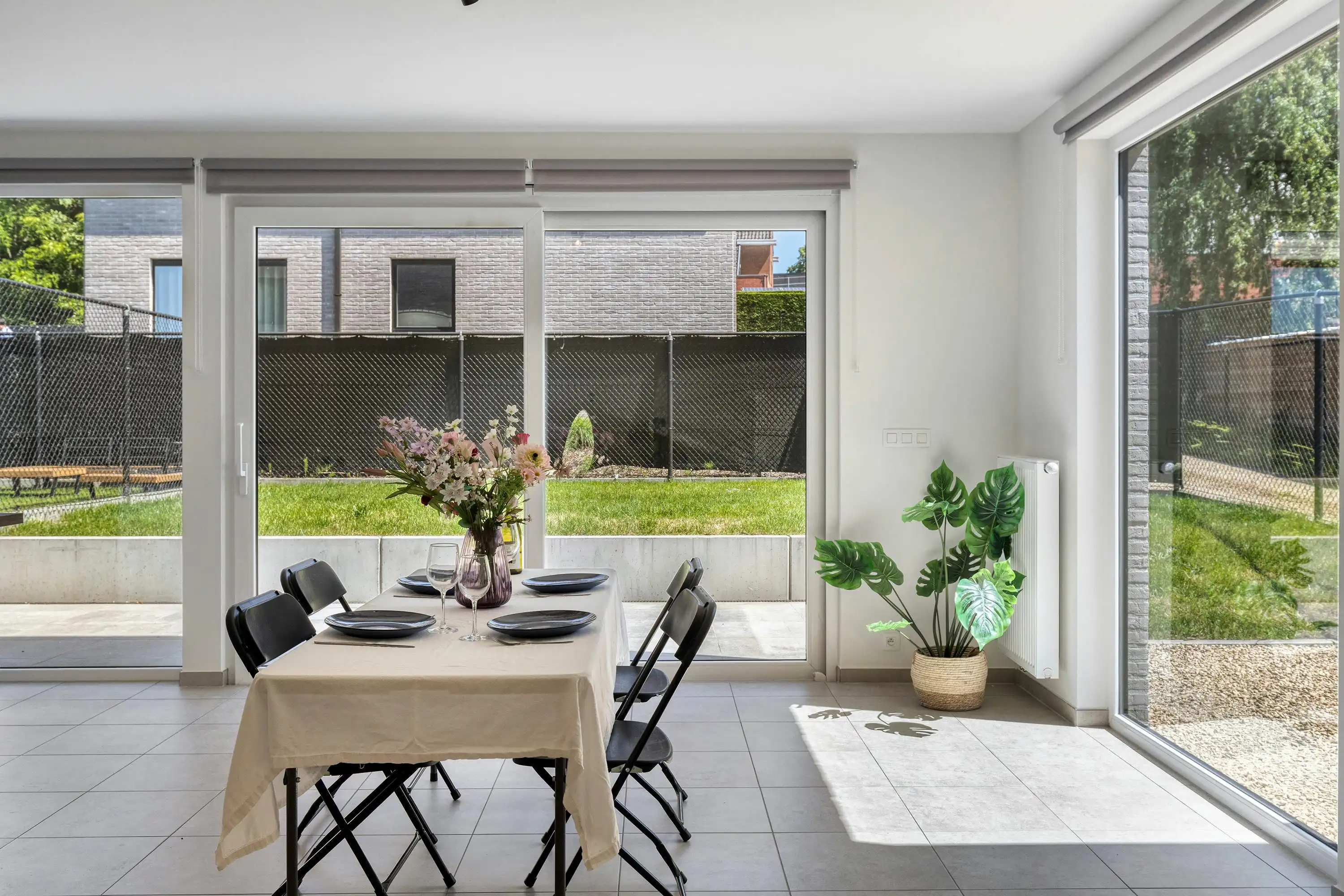 Halfopen nieuwbouwwoning te koop in centrum van Anzegem foto 4