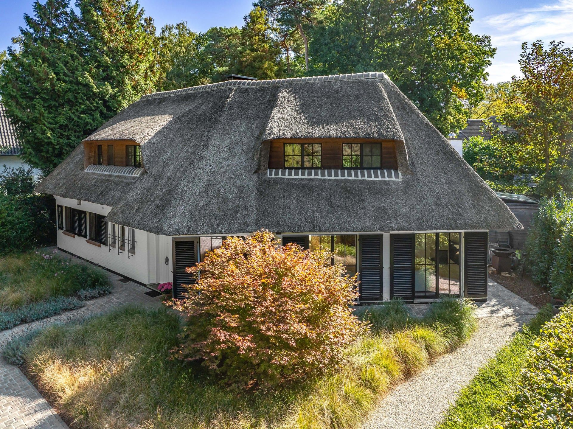 Rietgedekte charmevilla te huur in Koningshof foto 3