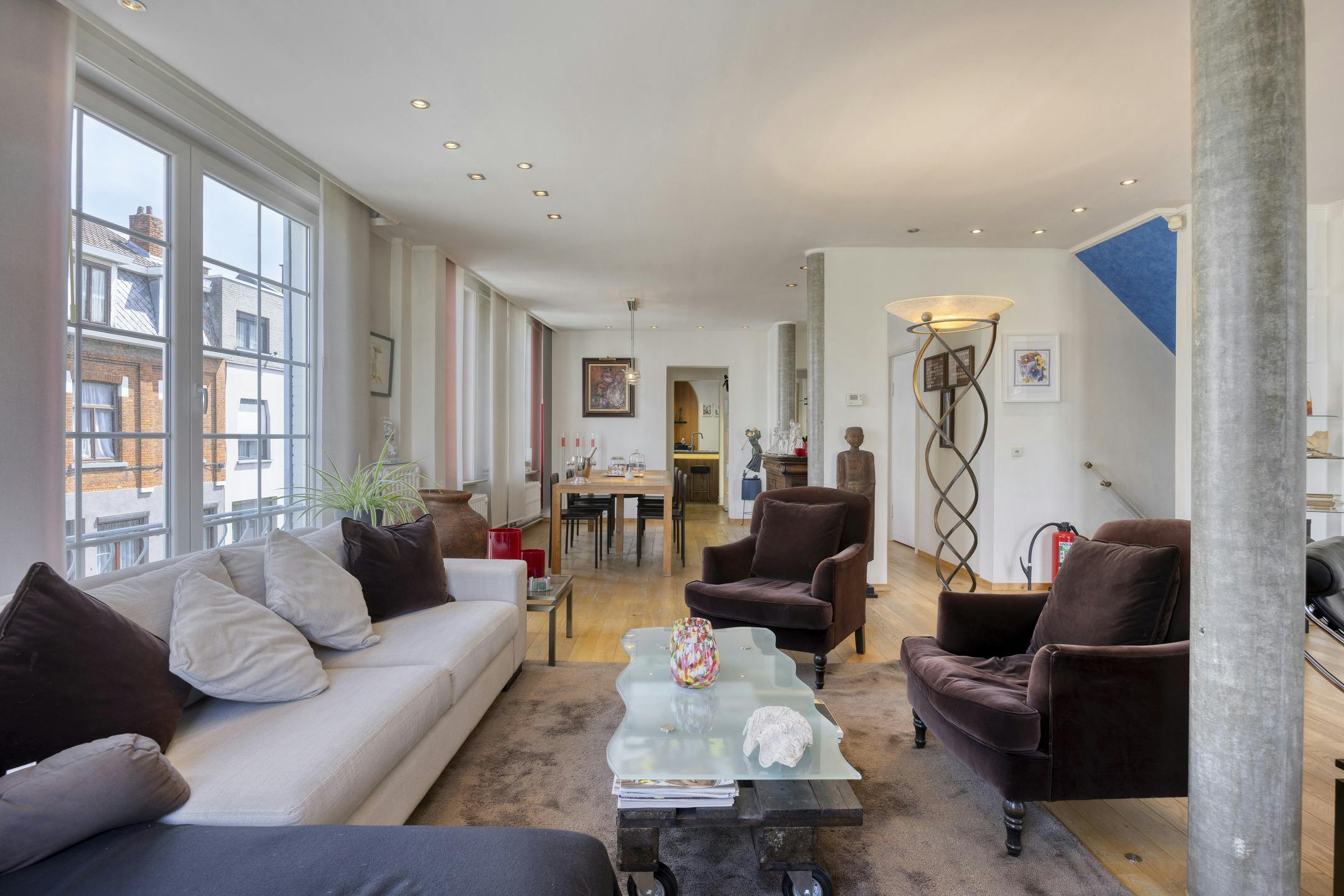 Karaktervolle driegevelwoning met commerciële ruimte in hartje Vilvoorde foto 16