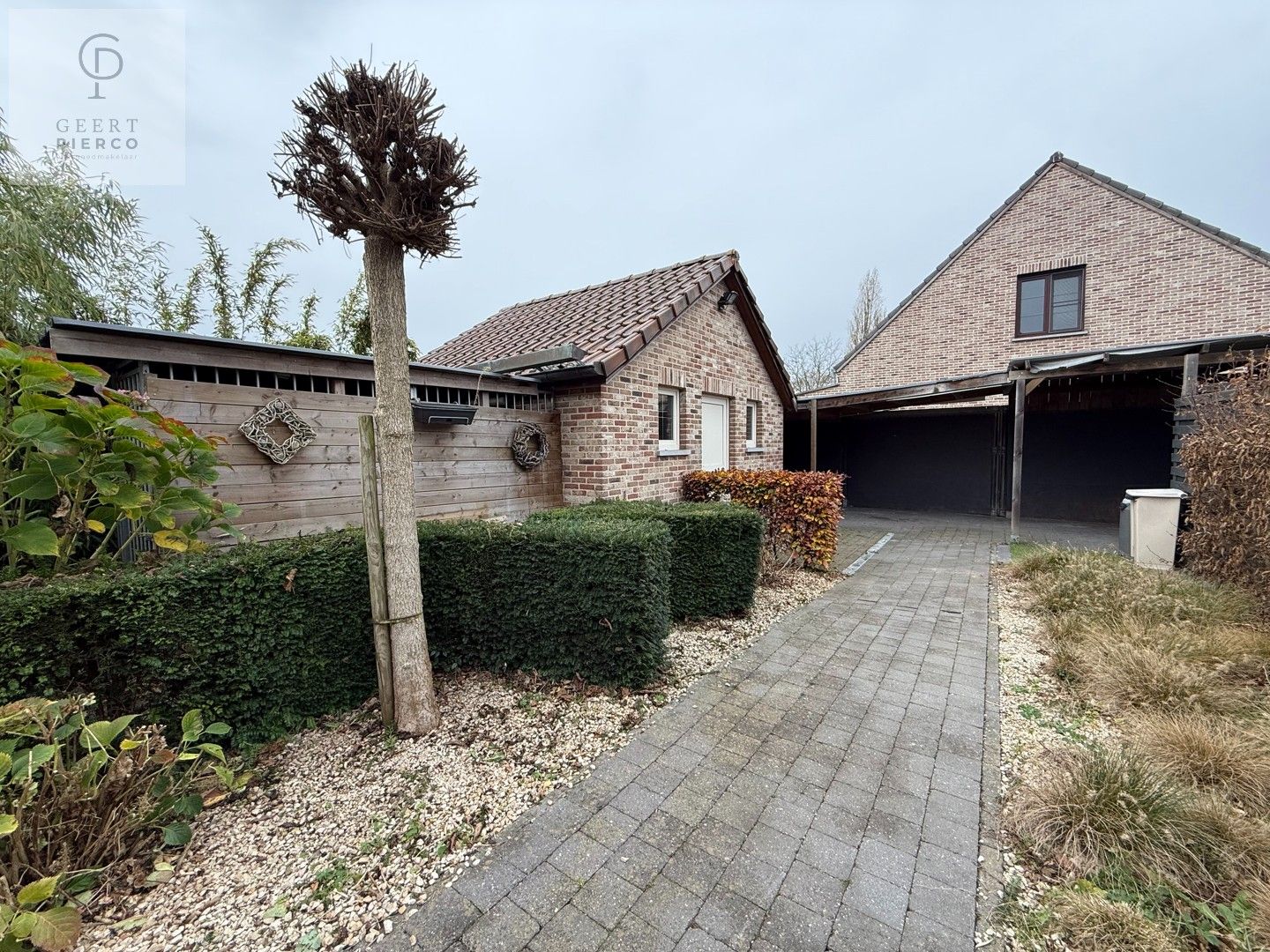 Knappe woning met ruimte foto 47