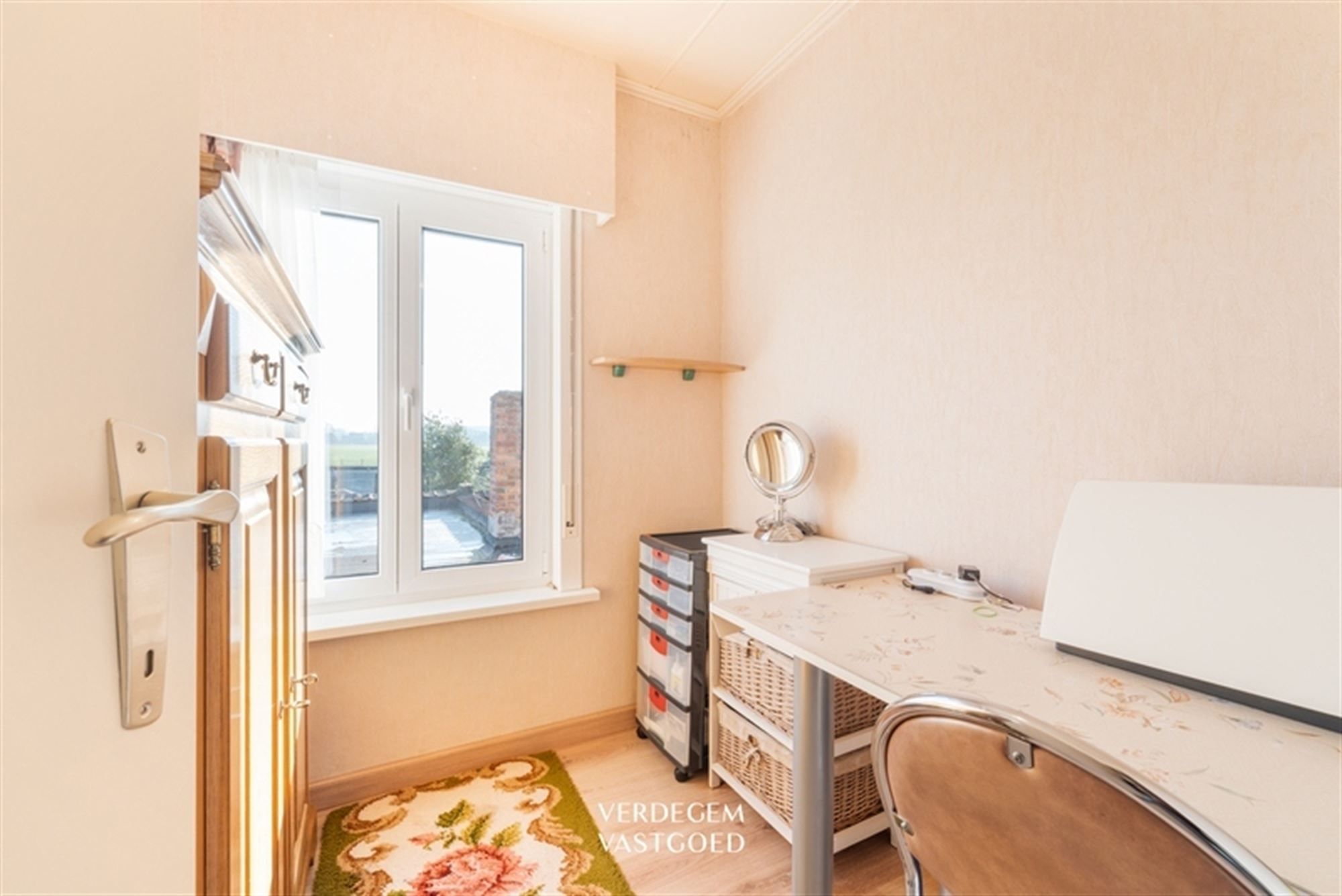 Twee woningen: instapklaar en nieuwbouw- of renovatiepotentieel foto 14