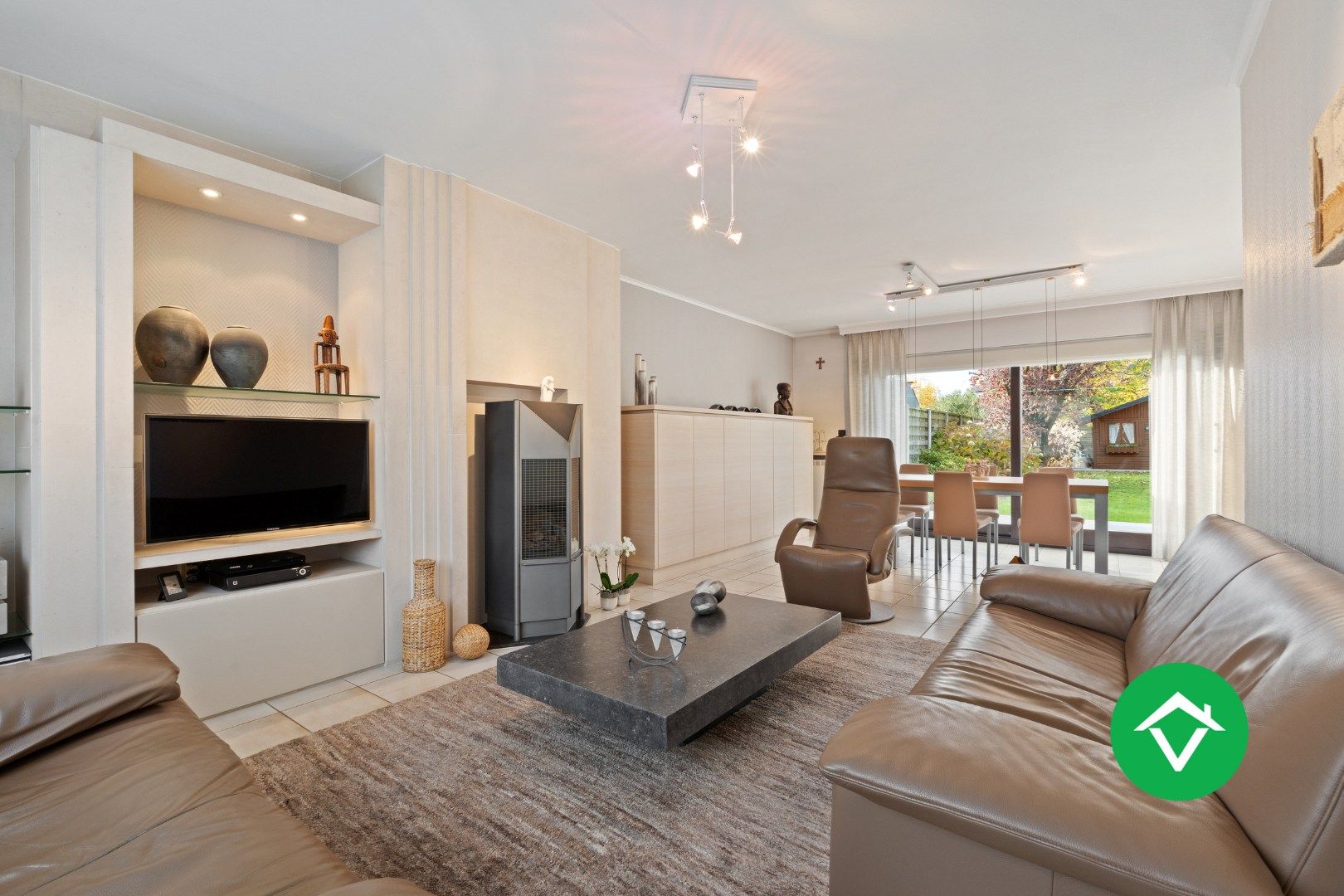 Instapklare energiezuinige woning met 3 slaapkamers te Roeselare foto 2