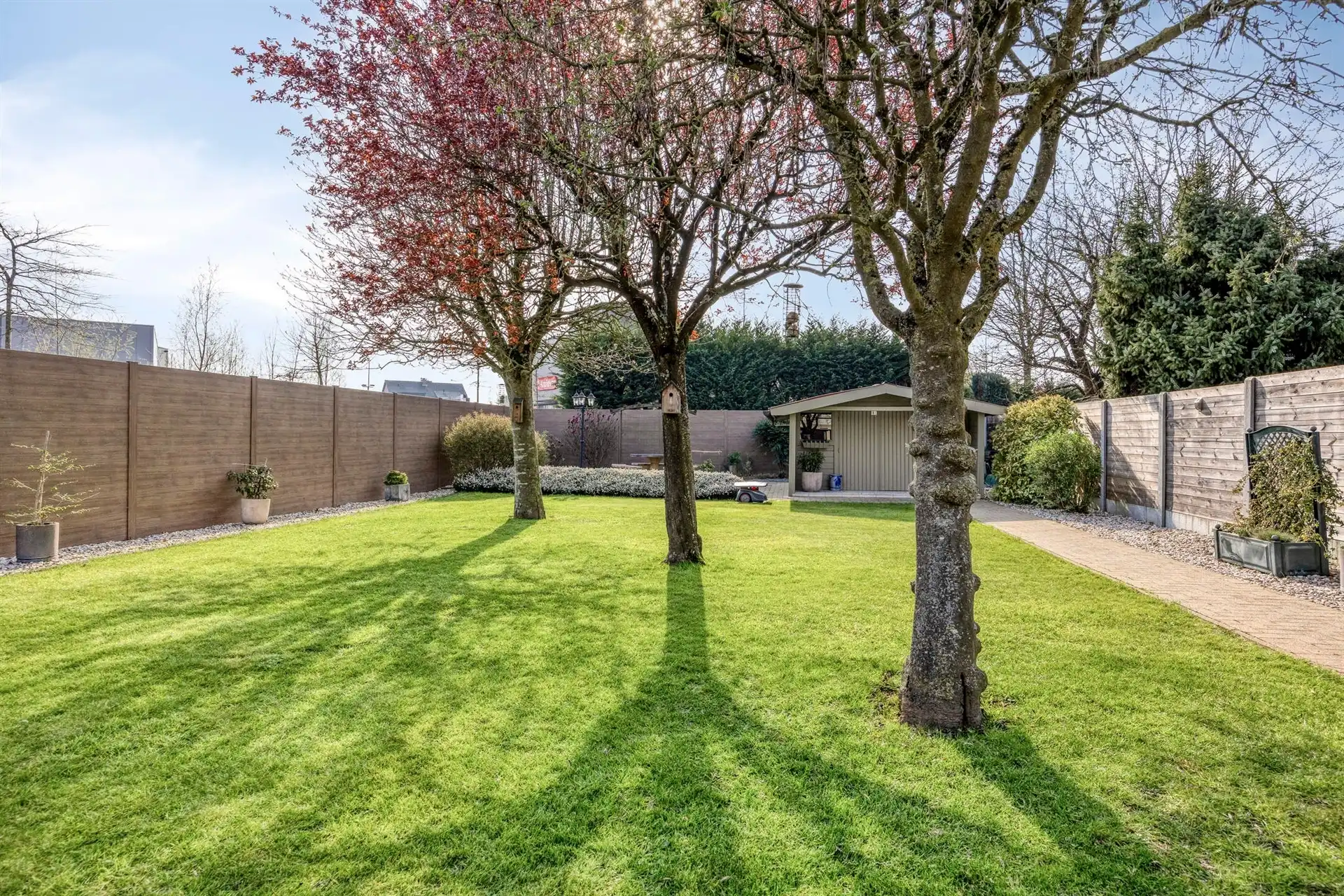 Zeer nette bungalow woning foto 26