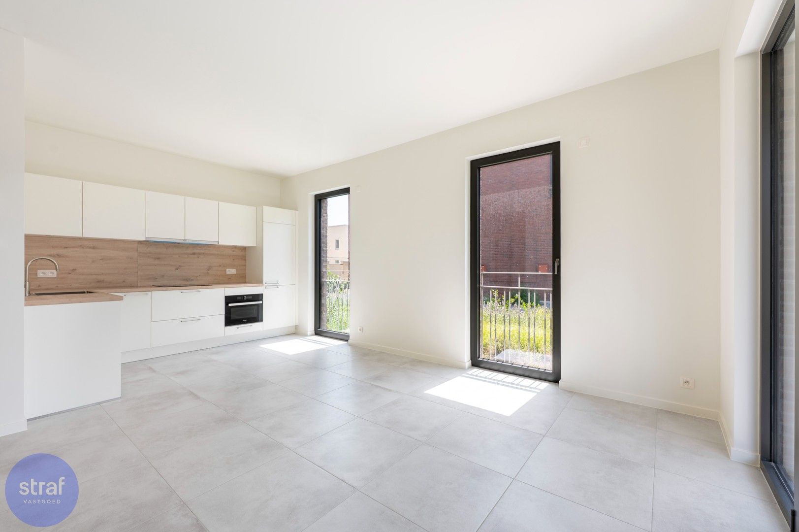 Gloednieuw tweeslaapkamerappartement met alleen maar groene vinkjes! foto {{pictureIndex}}
