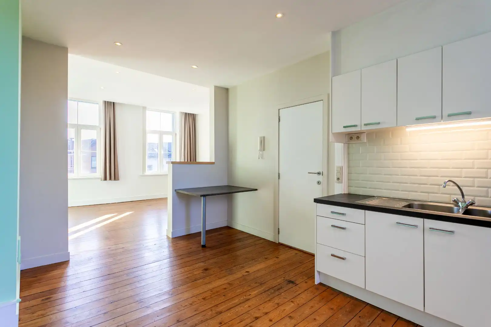 Duplexappartement in het hart Halle te koop met 2 slpks foto 7