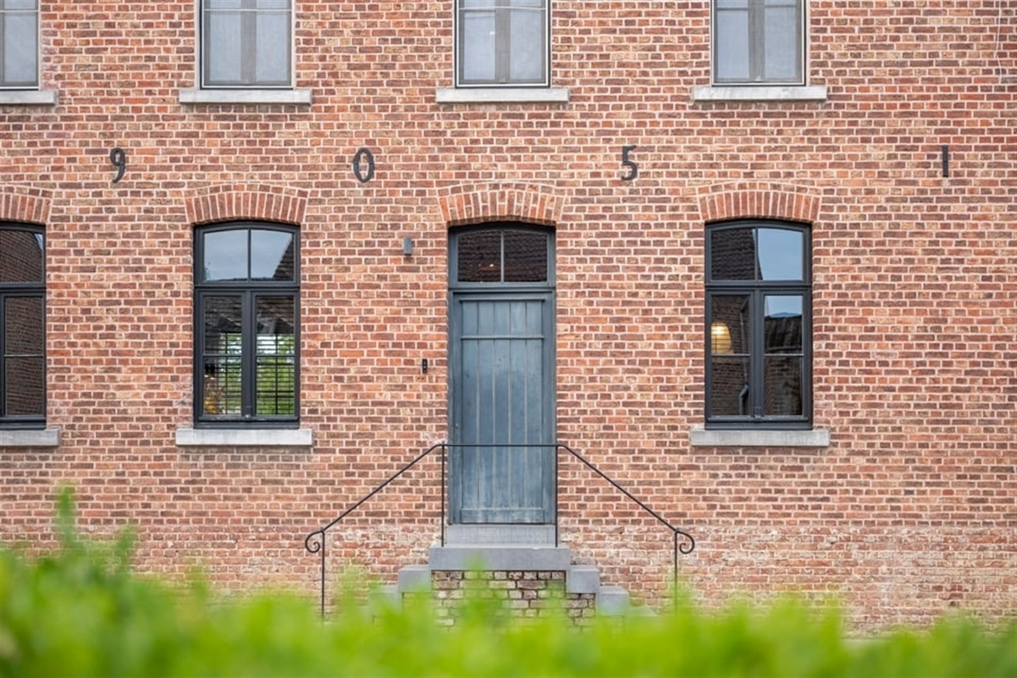 AUTHENTIEKE WONING MET RUIME SCHUUR EN VEEL POTENTIEEL IN TONGEREN  foto 6