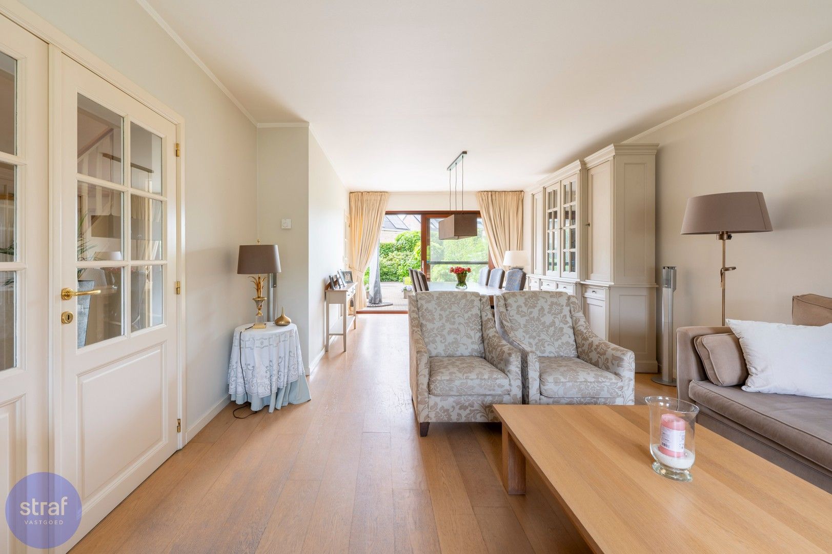 Prachtige woning met veel ruimte foto 4
