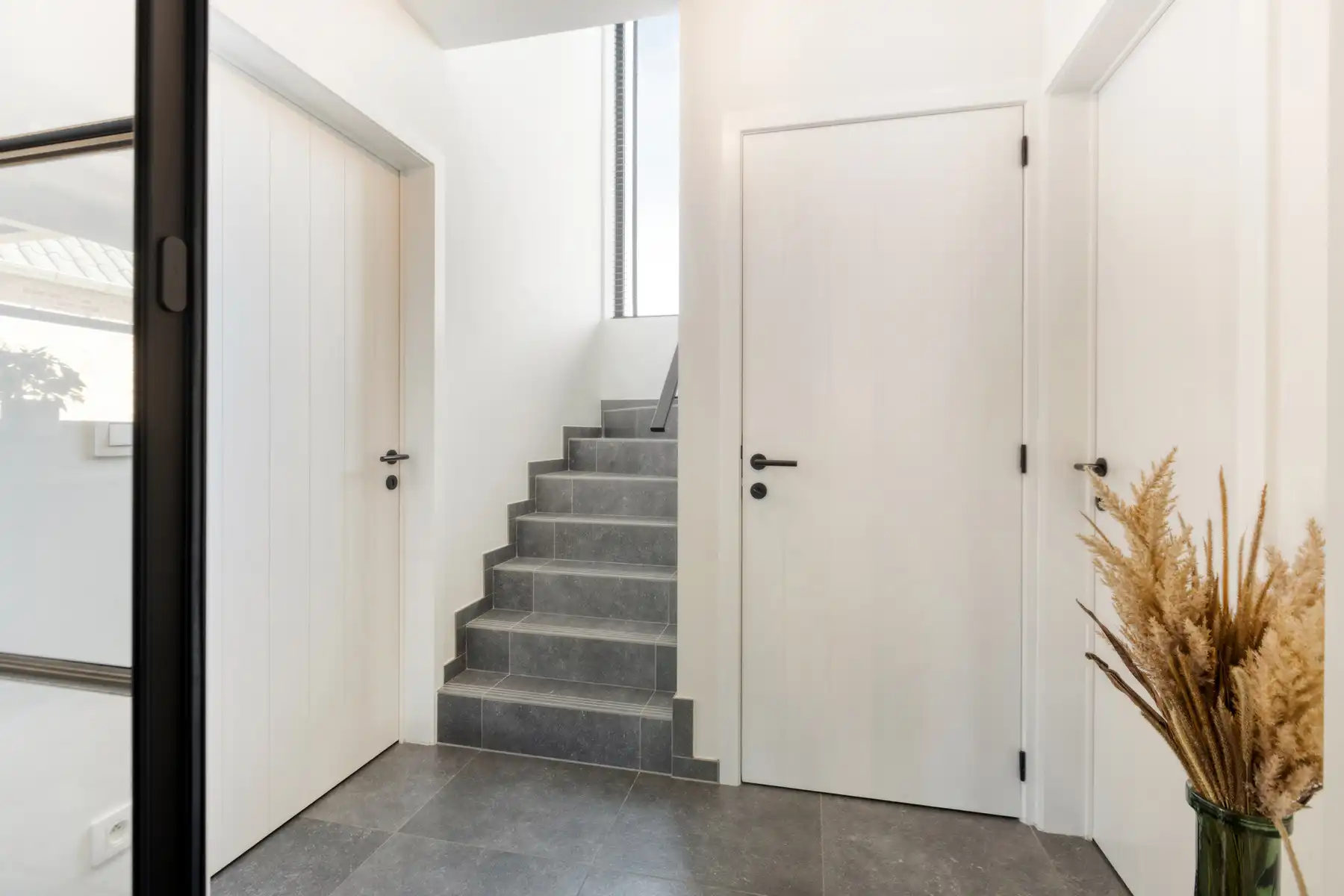 Moderne woning met 3 slaapkamers. foto 6