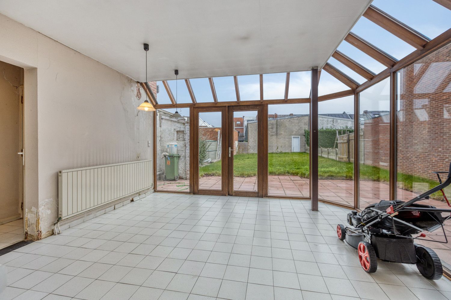 ZEER CHARMANTE WONING MET 4 SLAAPKAMERS, TUIN EN GARAGE TE DIEST! foto 11