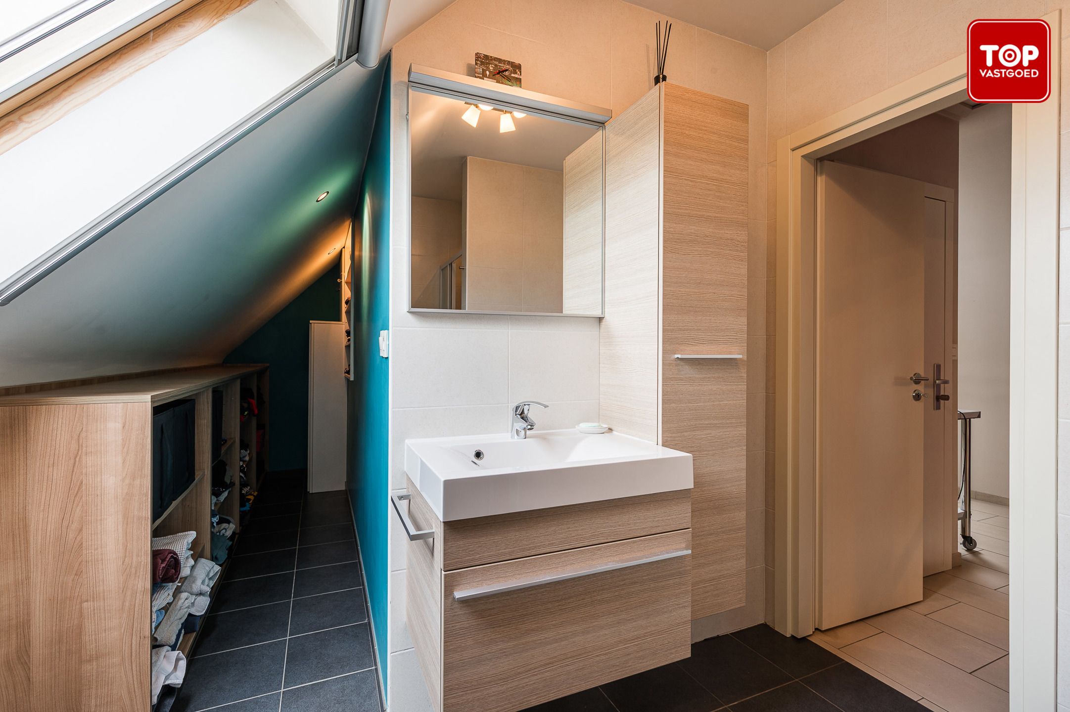 Uniek ruim appartement op een toplocatie in de Gentse rand foto 32