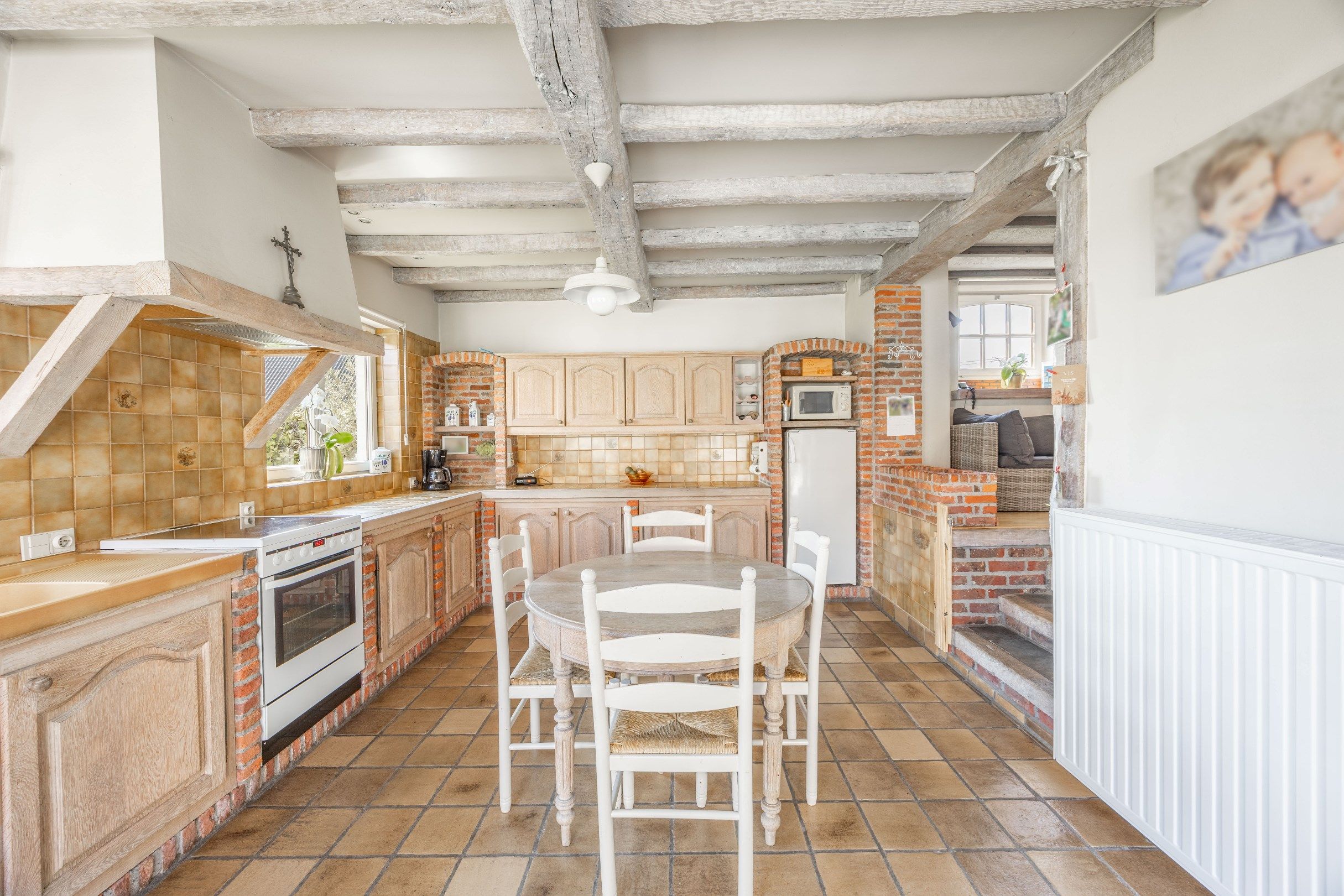 CHARME LANDHUIS  GELEGEN OP 1534 M² foto 13