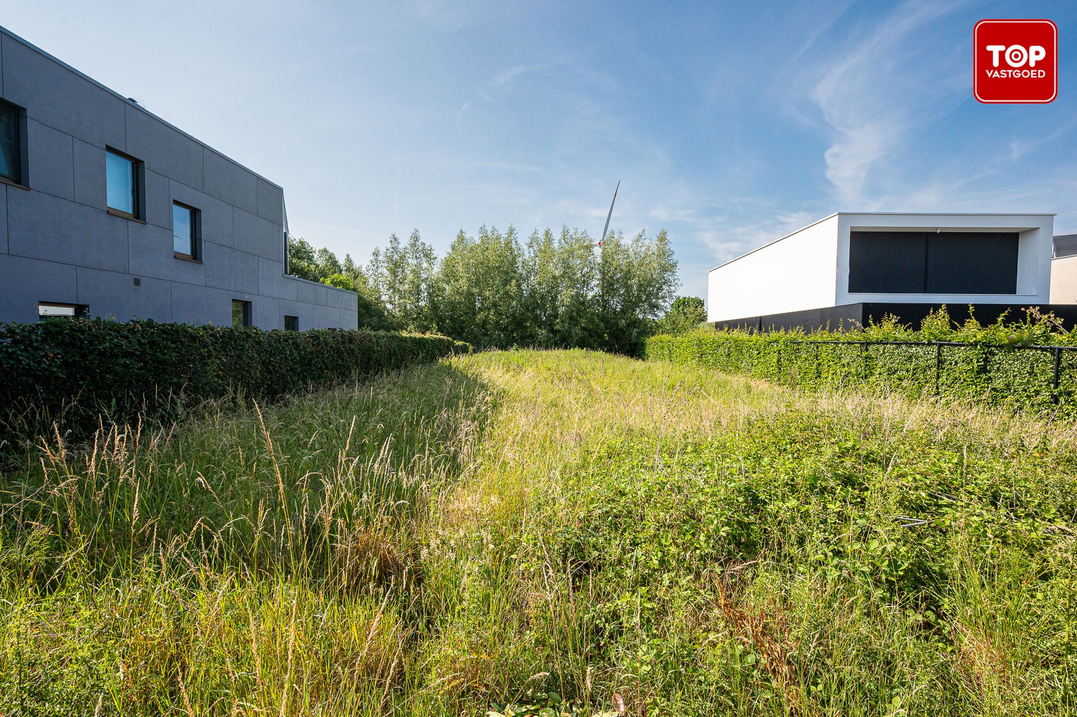 Bouwgrond van 1000 m2 gelegen op een toplocatie  foto 2