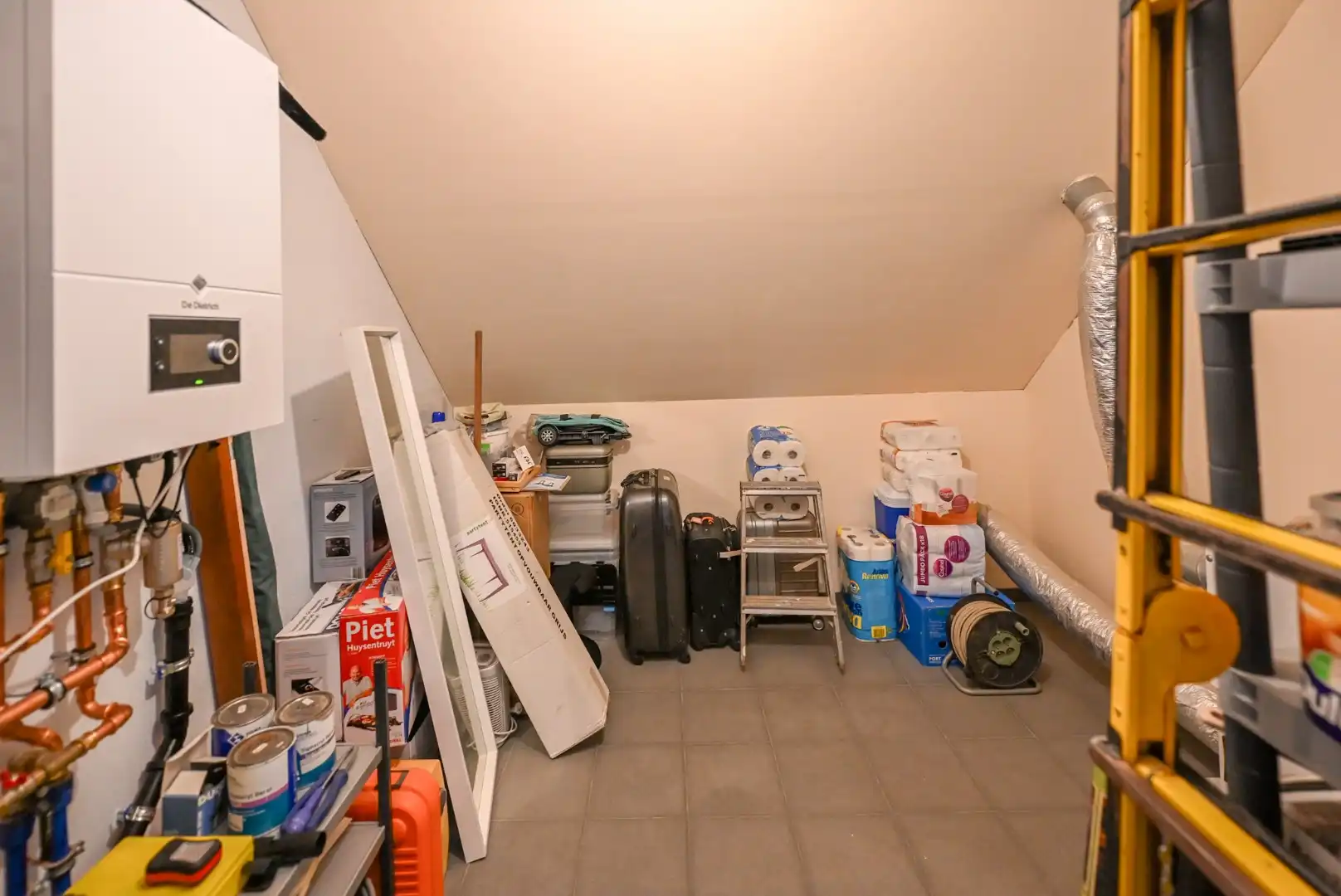 Mooie ruime open bebouwing met 3 slaapkamers en garage  foto 21