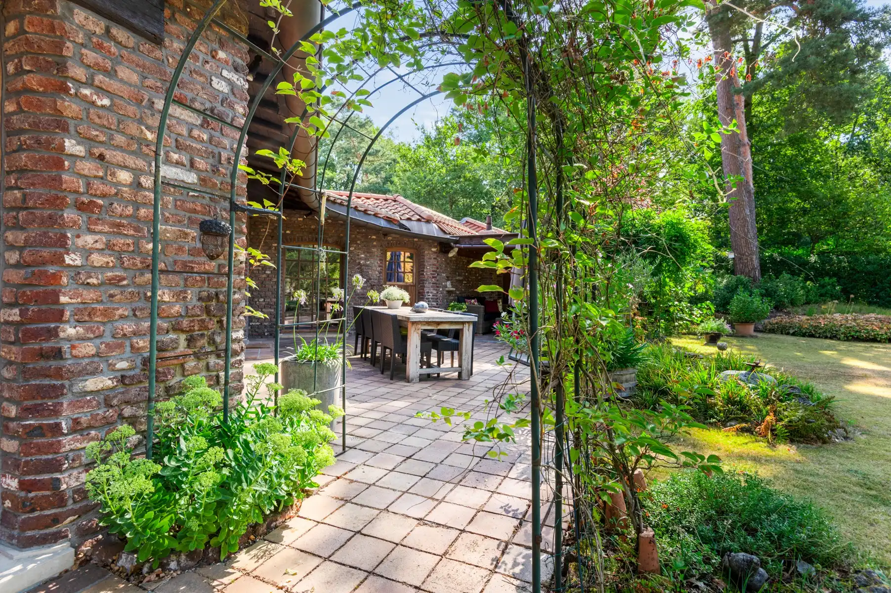 Vlassak-Verhulstvilla op uitstekende locatie foto 6