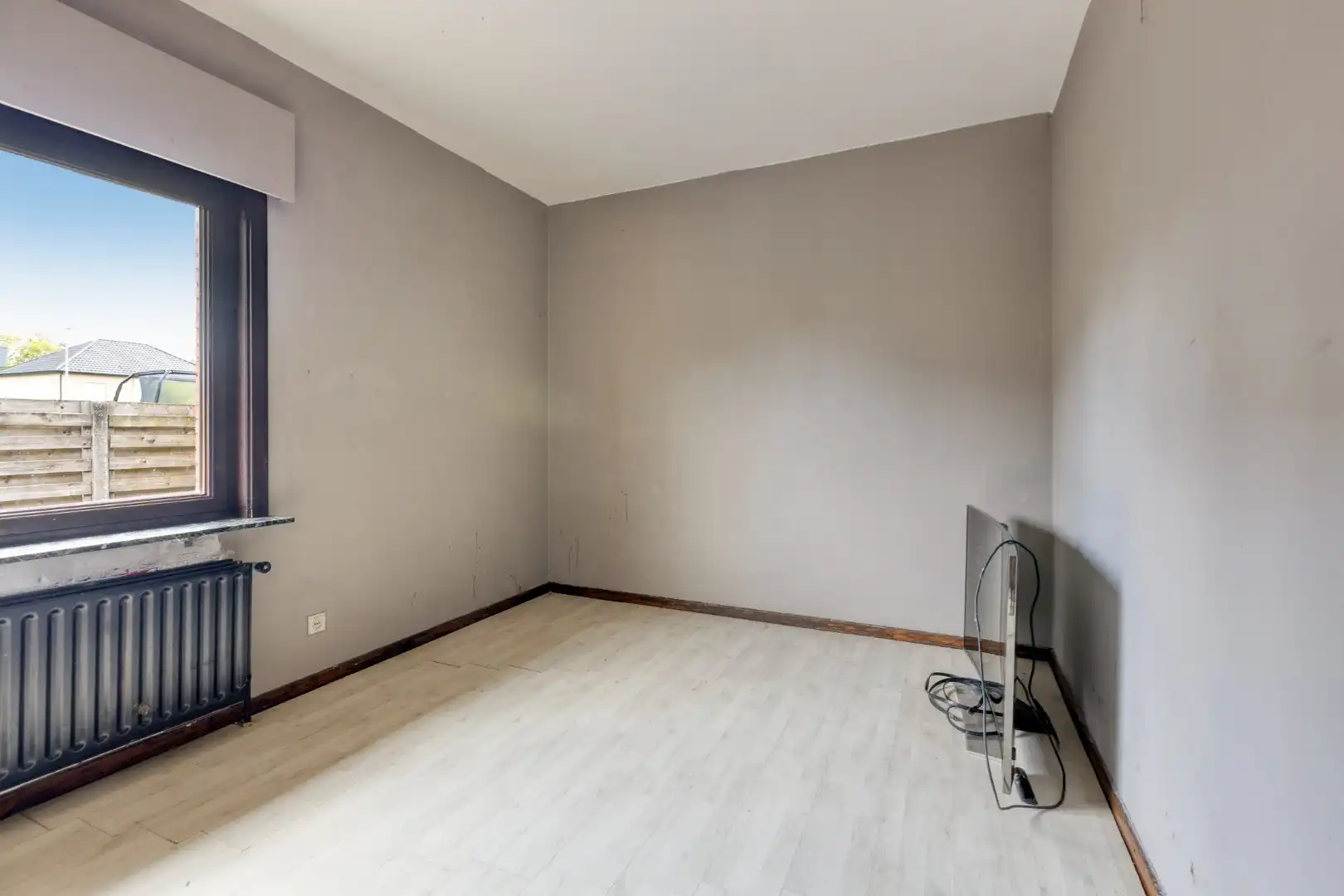Te renoveren woning met 3 slpks op een zonnig perceel van 1.195 m² !  foto 18