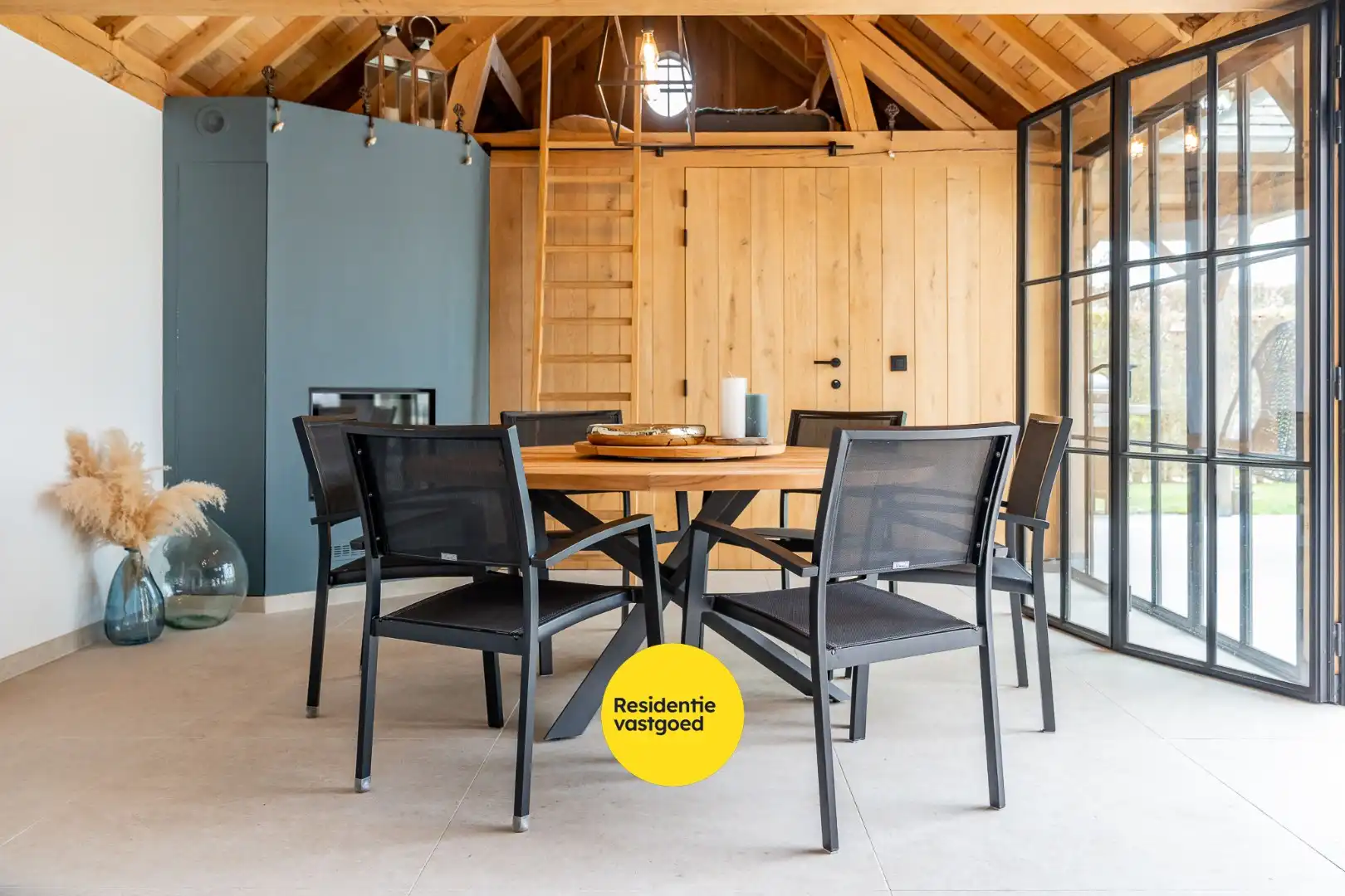 Exclusieve villa met zwembad en poolhouse in de nieuwe St-Annawijk te Sint-Andries foto 30