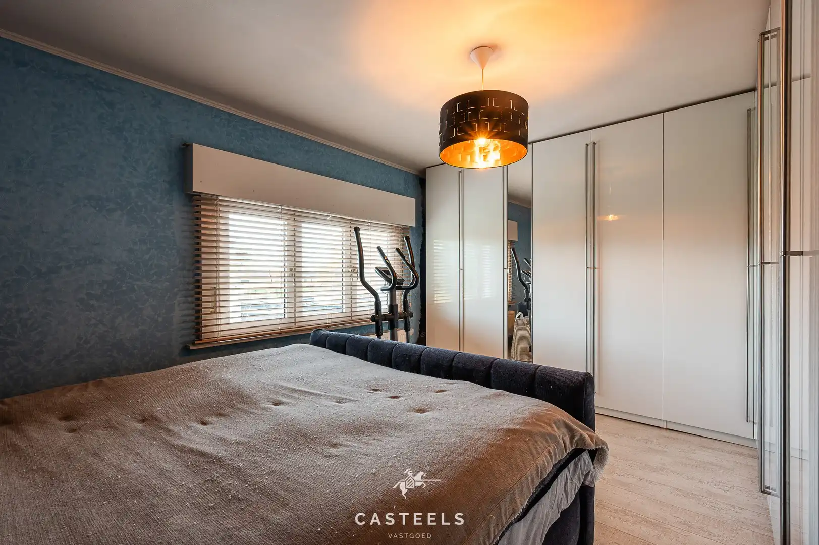 Instapklare gezinswoning met 4 slpks en bureel te Merelbeke foto 12